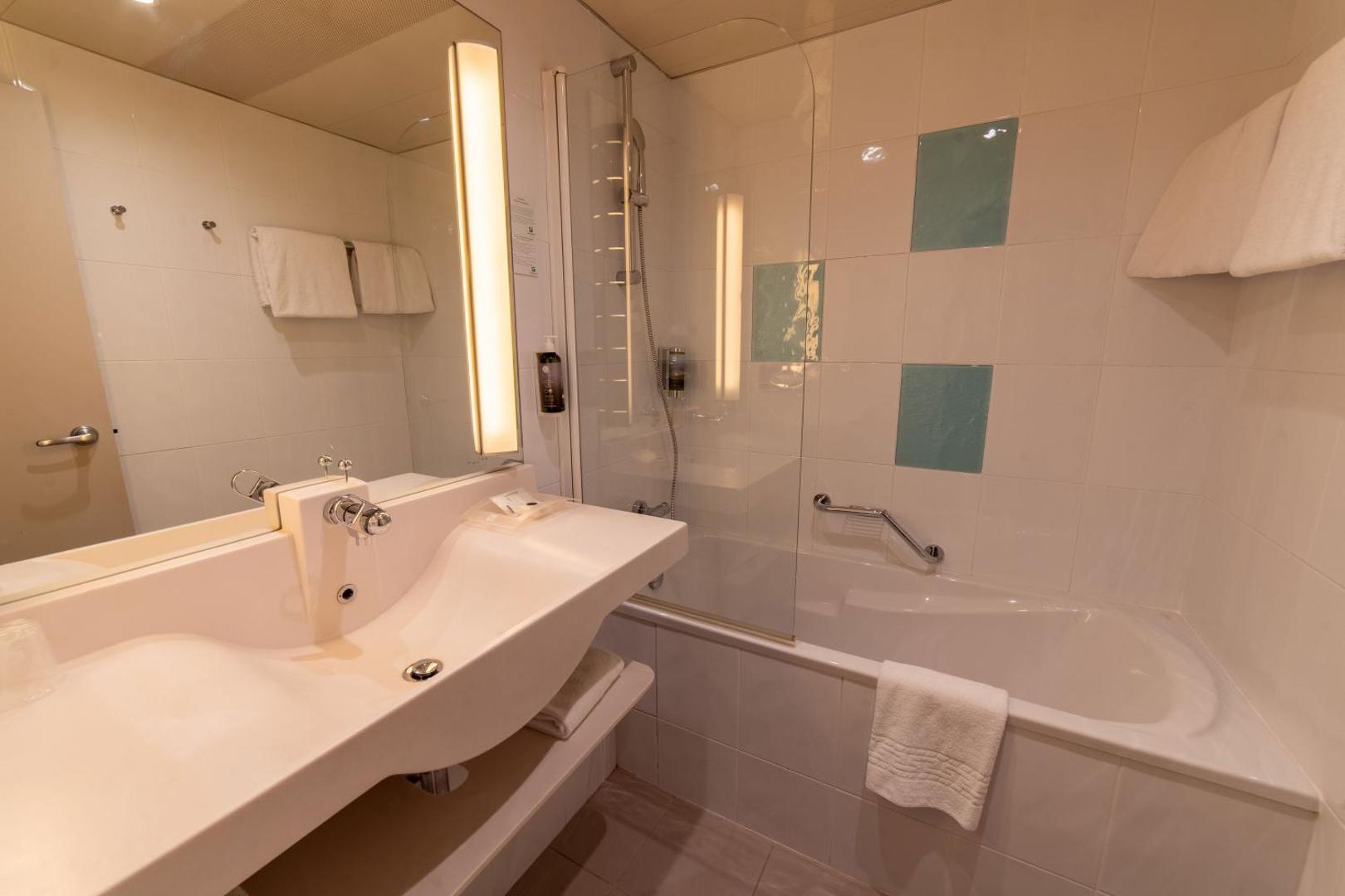 Holiday Inn Lyon Vaise Holiday Inn Lyon Vaise