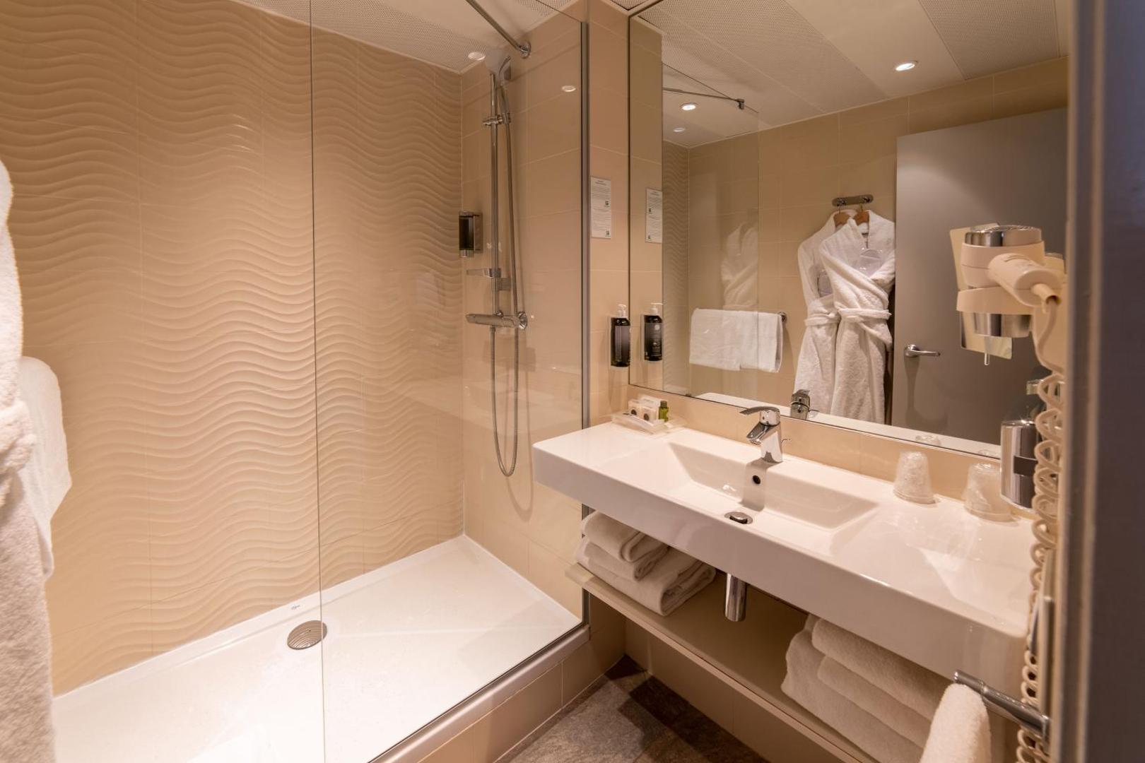 Holiday Inn Lyon Vaise Holiday Inn Lyon Vaise