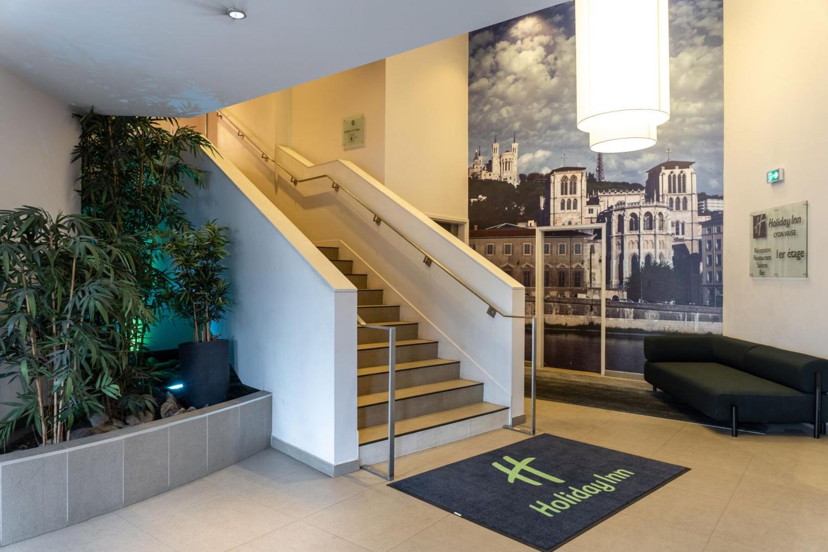 Holiday Inn Lyon Vaise Holiday Inn Lyon Vaise