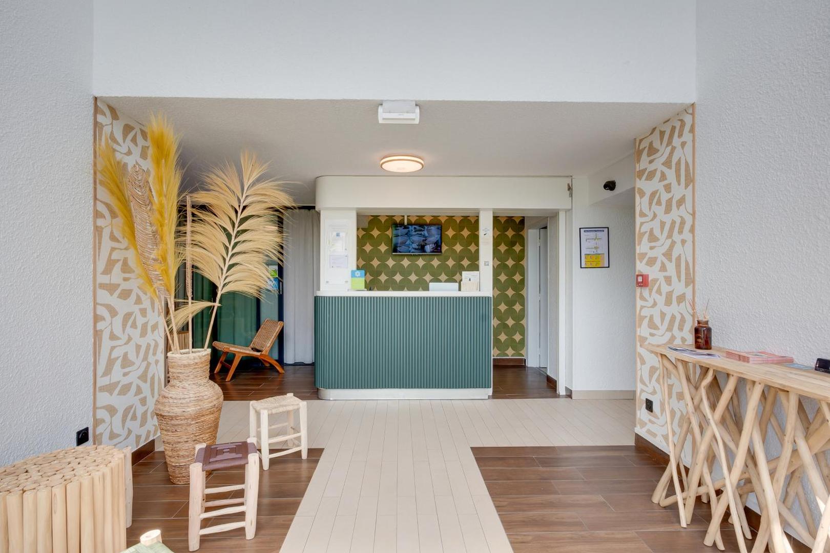 Sure Hotel by Best Western Valence Nord Sure Hotel by Best Western Valence Nord