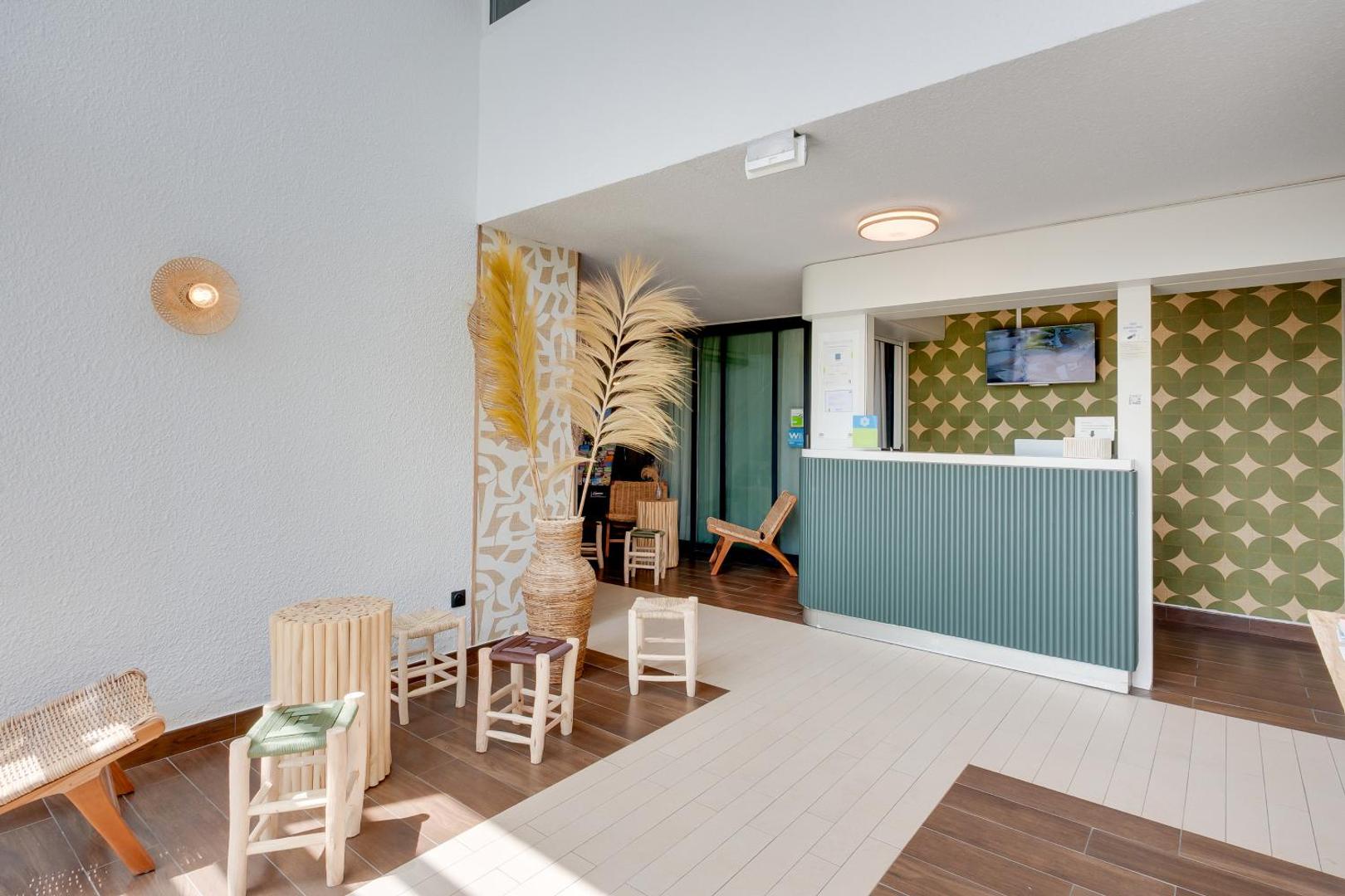 Sure Hotel by Best Western Valence Nord Sure Hotel by Best Western Valence Nord