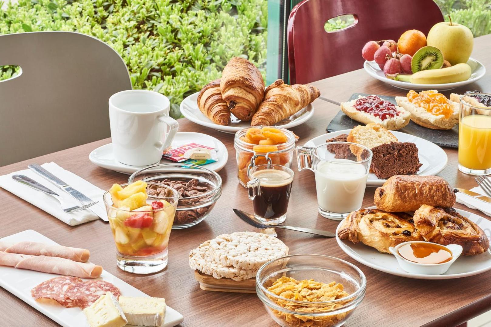 Sure Hotel by Best Western Valence Nord Sure Hotel by Best Western Valence Nord