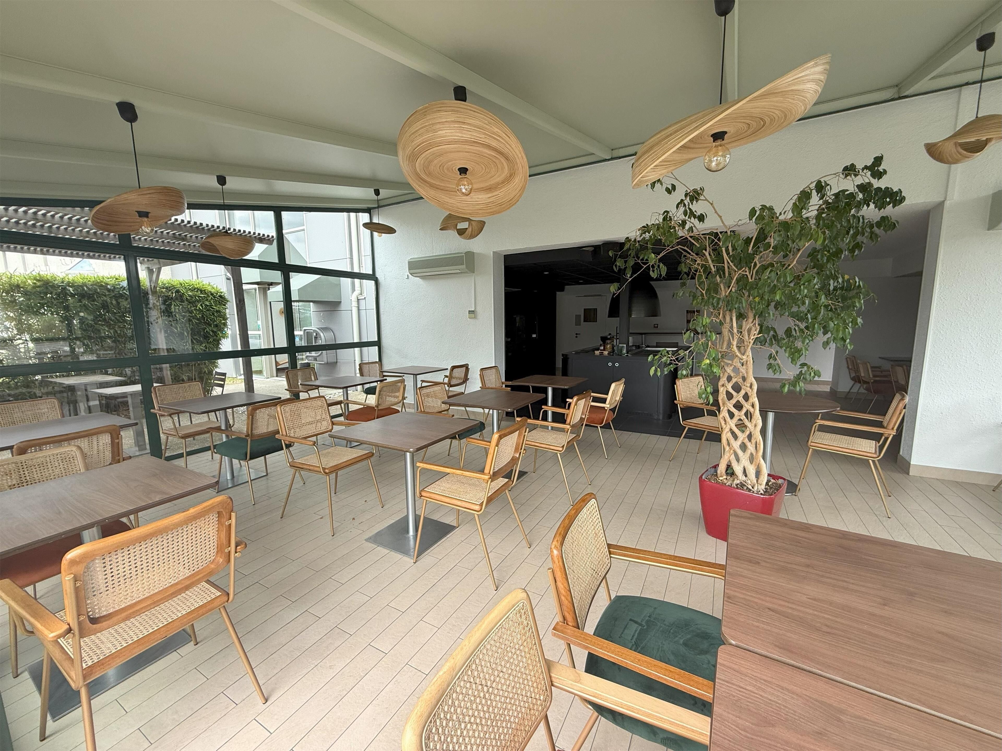 Sure Hotel by Best Western Valence Nord Sure Hotel by Best Western Valence Nord