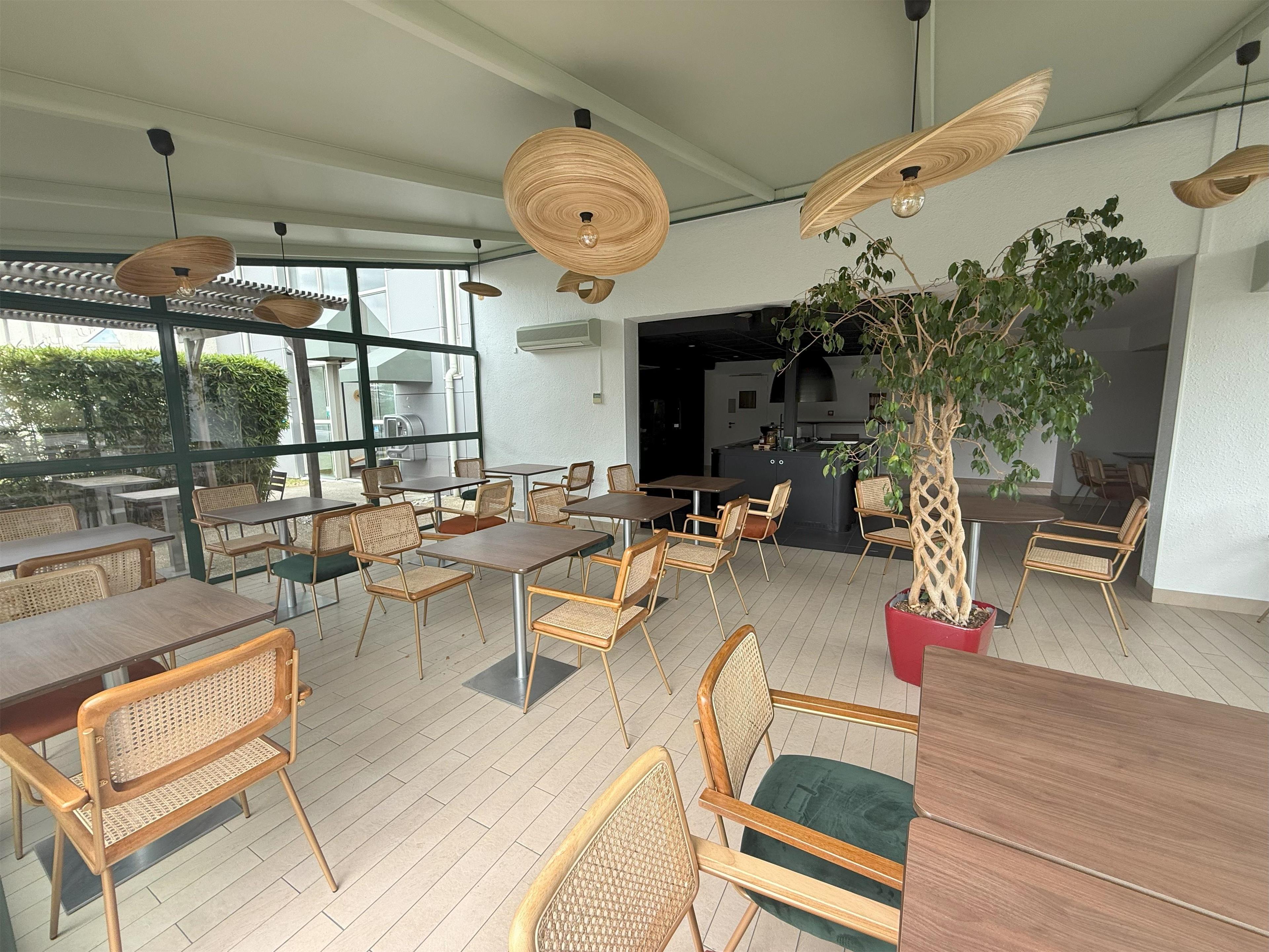 Sure Hotel by Best Western Valence Nord Sure Hotel by Best Western Valence Nord