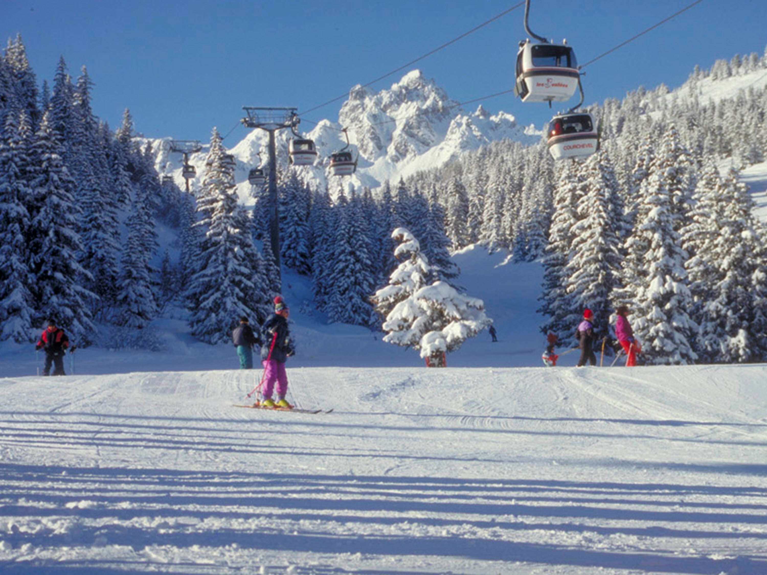 B&B HOME Brides-les-Bains Les 3 Vallees B&B HOME Brides-les-Bains Les 3 Vallees