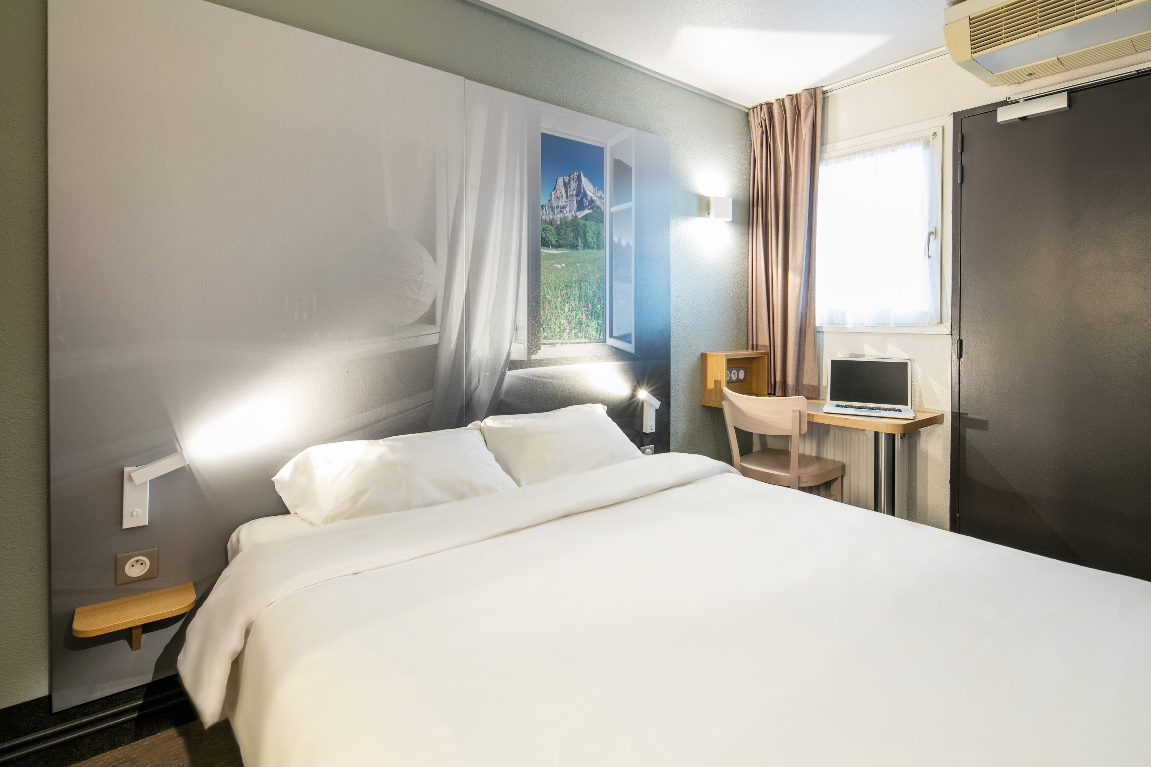B&B Hotel Grenoble Université 1 B&B Hotel Grenoble Université 1