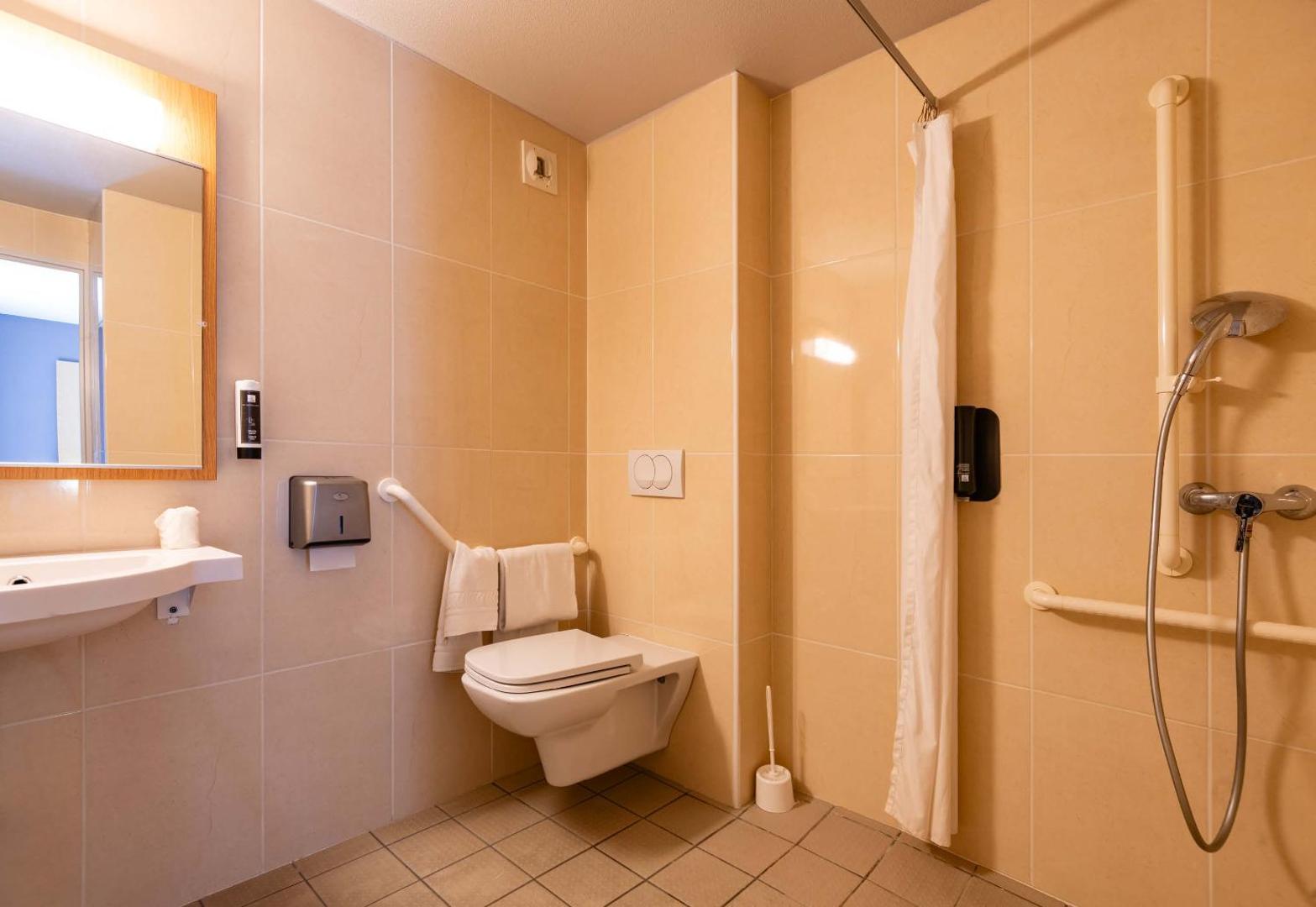 B&B Hôtel Grenoble Centre Alpexpo B&B Hôtel Grenoble Centre Alpexpo