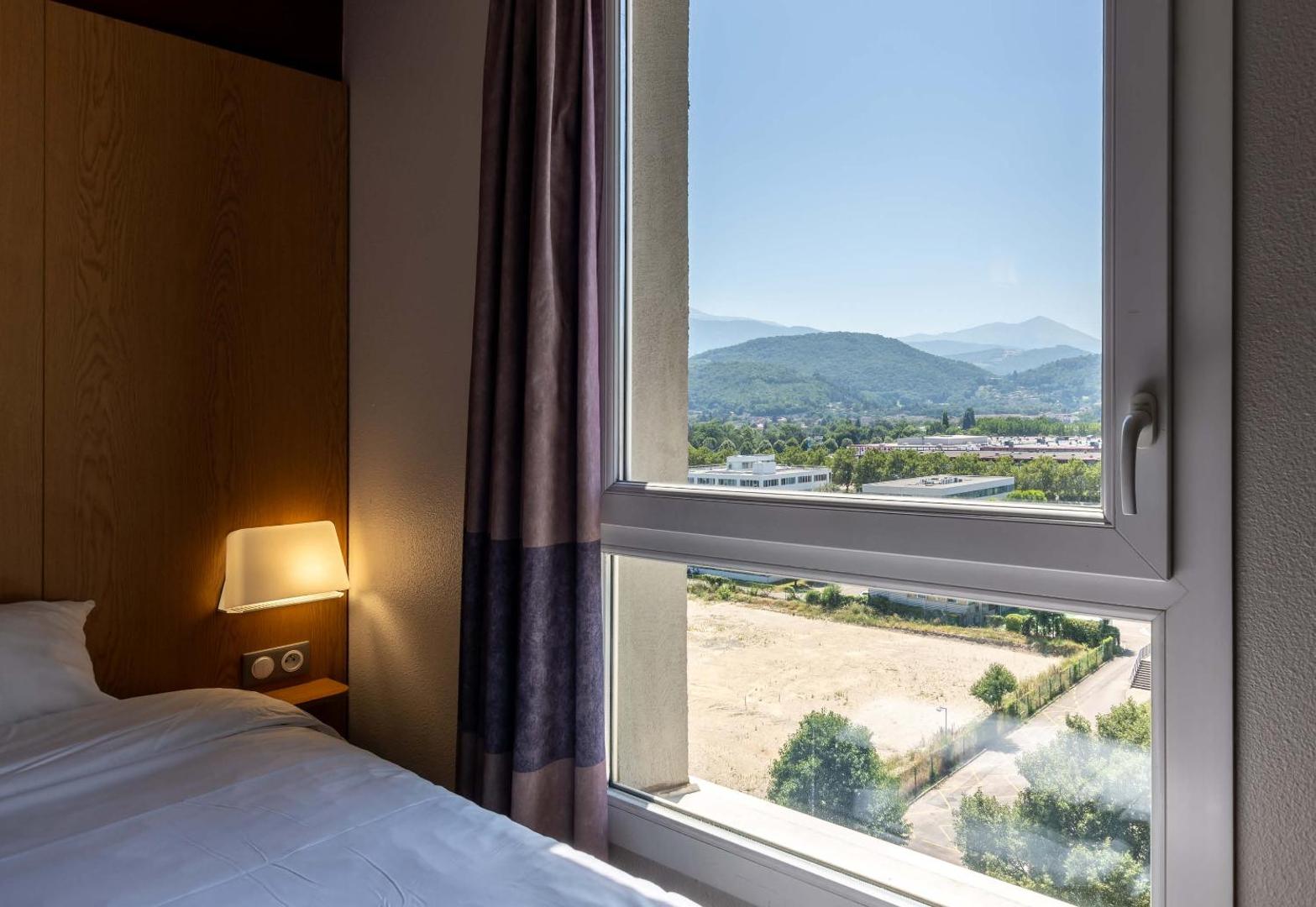 B&B Hôtel Grenoble Centre Alpexpo B&B Hôtel Grenoble Centre Alpexpo