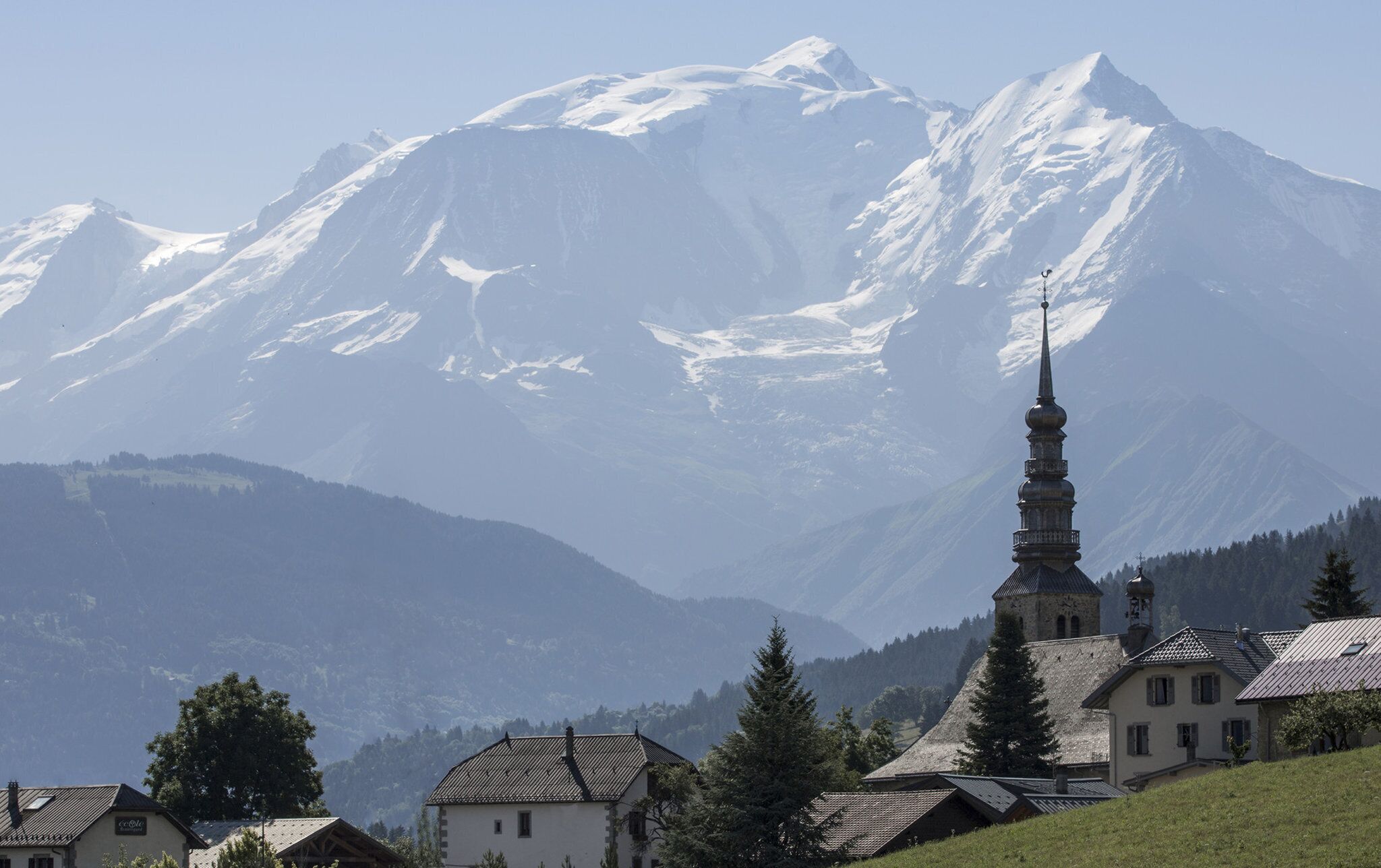 Four Seasons Hotel Megeve Four Seasons Hotel Megeve