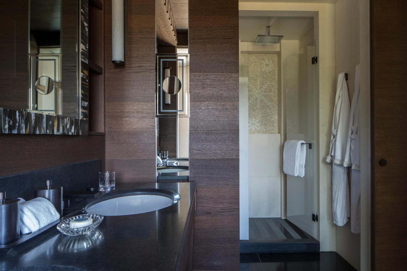 Four Seasons Hotel Megeve Four Seasons Hotel Megeve