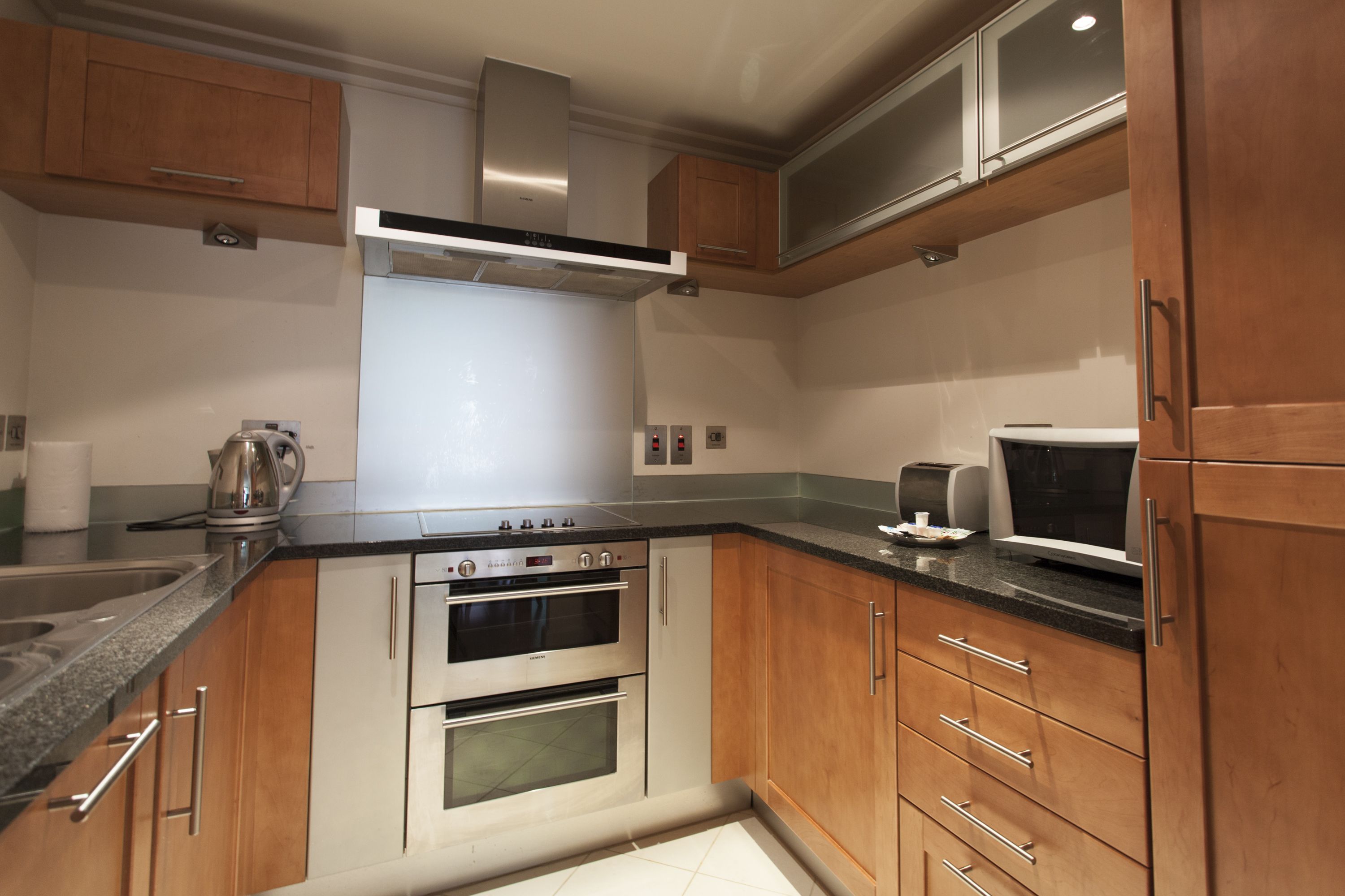 Discovery Dock Apartments East Discovery Dock Apartments East