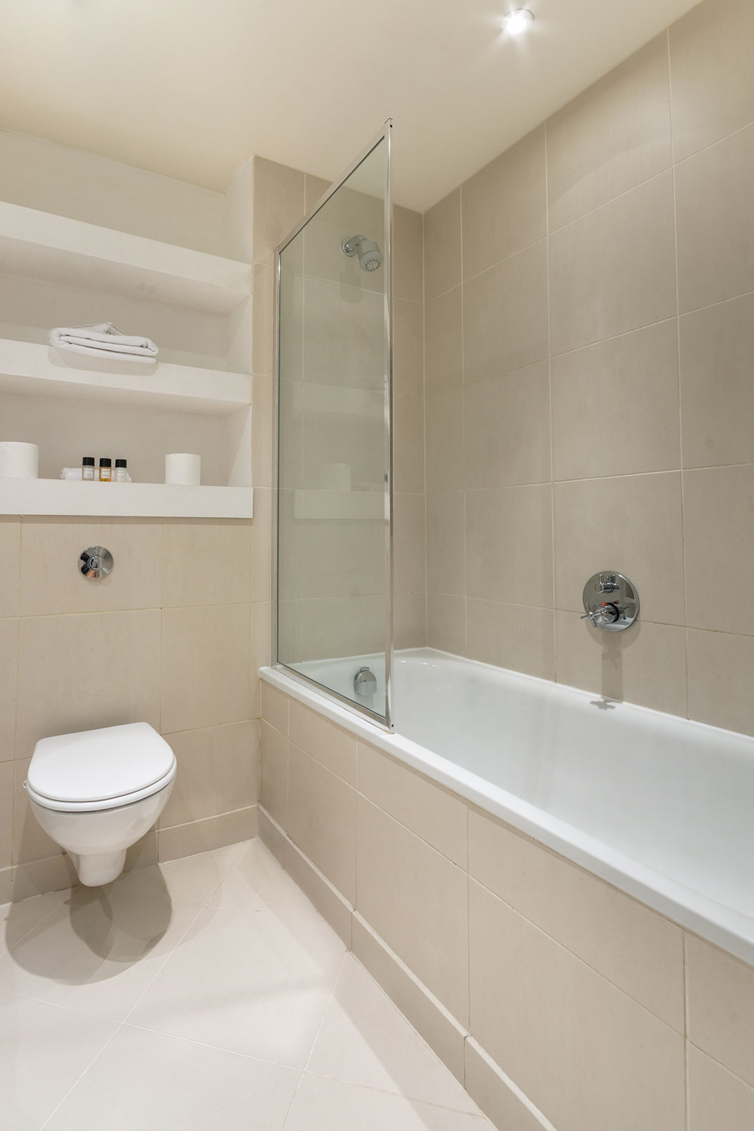 Discovery Dock Apartments East Discovery Dock Apartments East