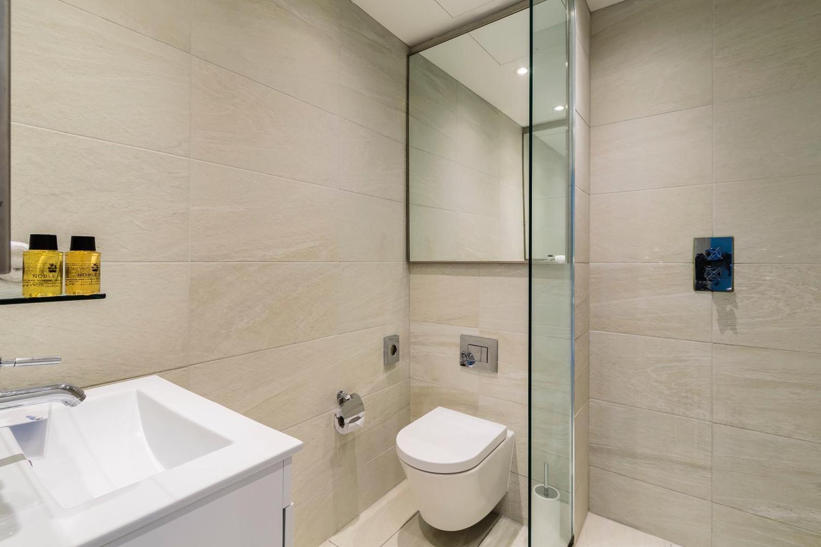 The Knaresborough by Aura Collection