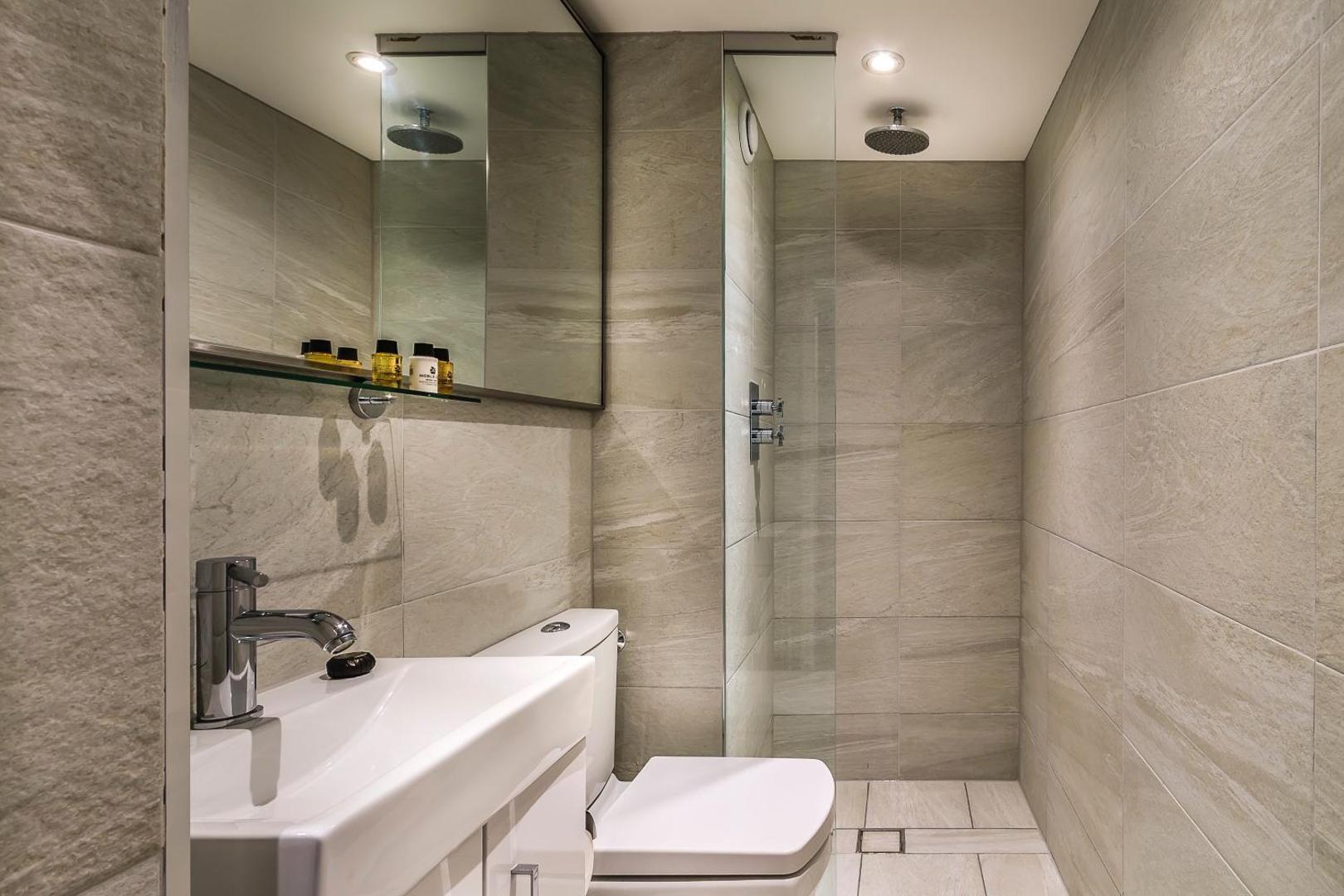 The Knaresborough by Aura Collection