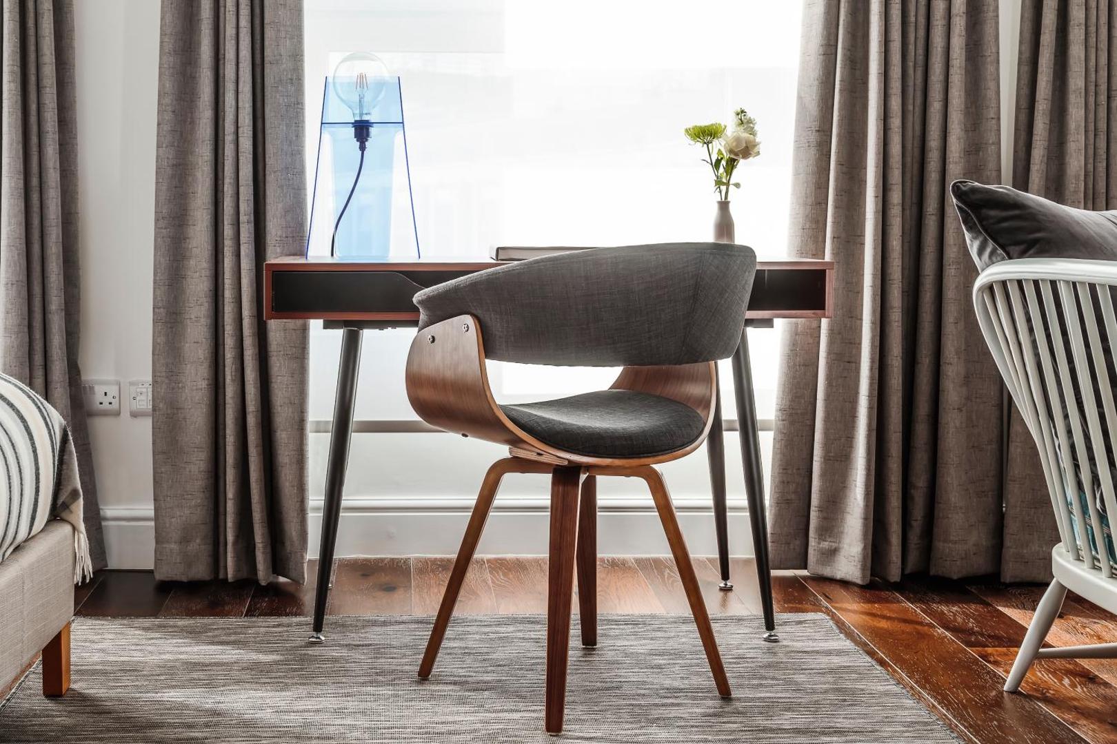 The Knaresborough by Aura Collection