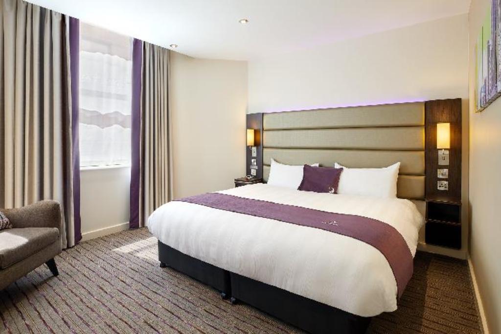 Premier Inn Gatwick Airport South London Road