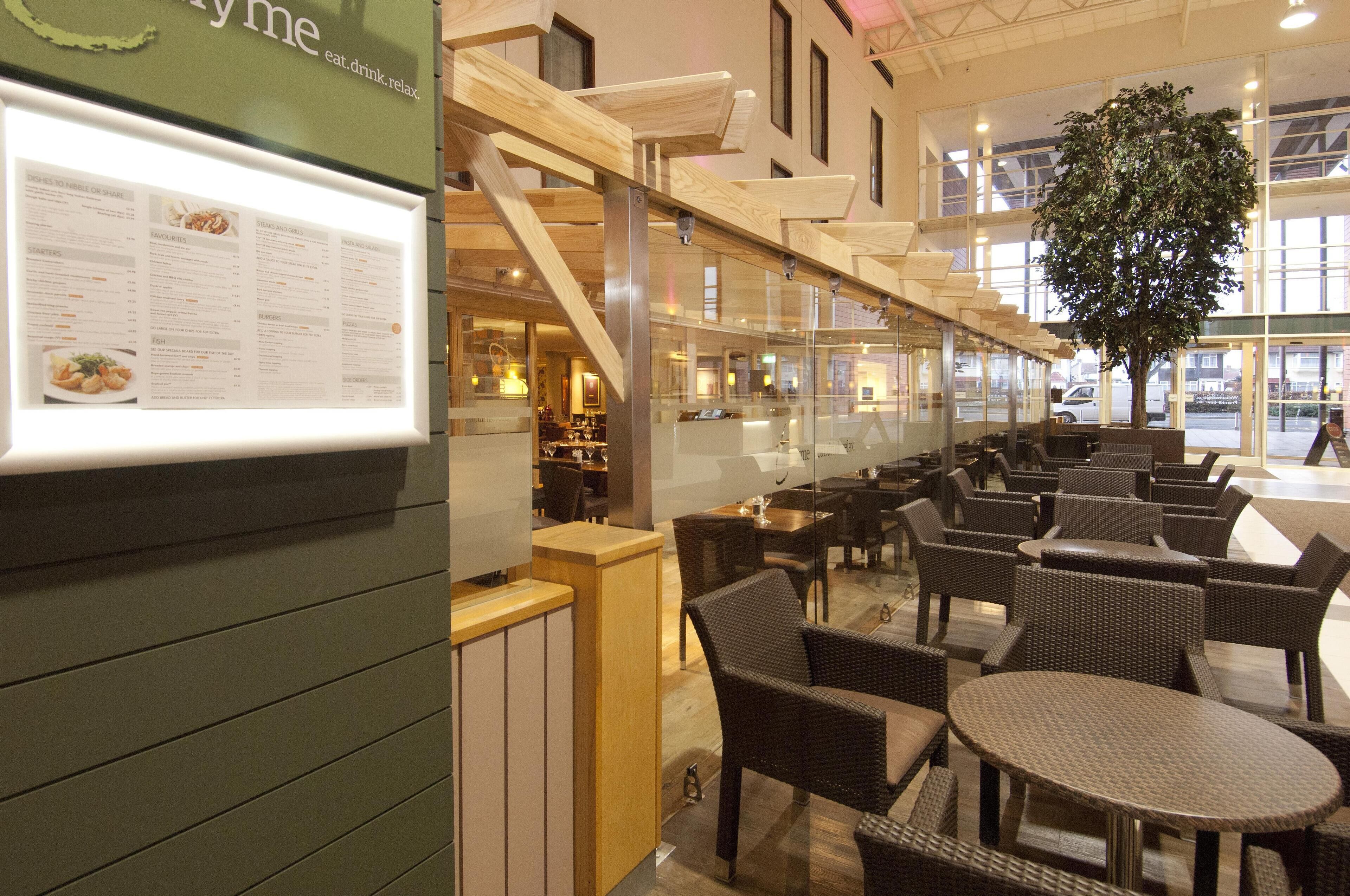 Premier Inn London Heathrow Airport Bath Road