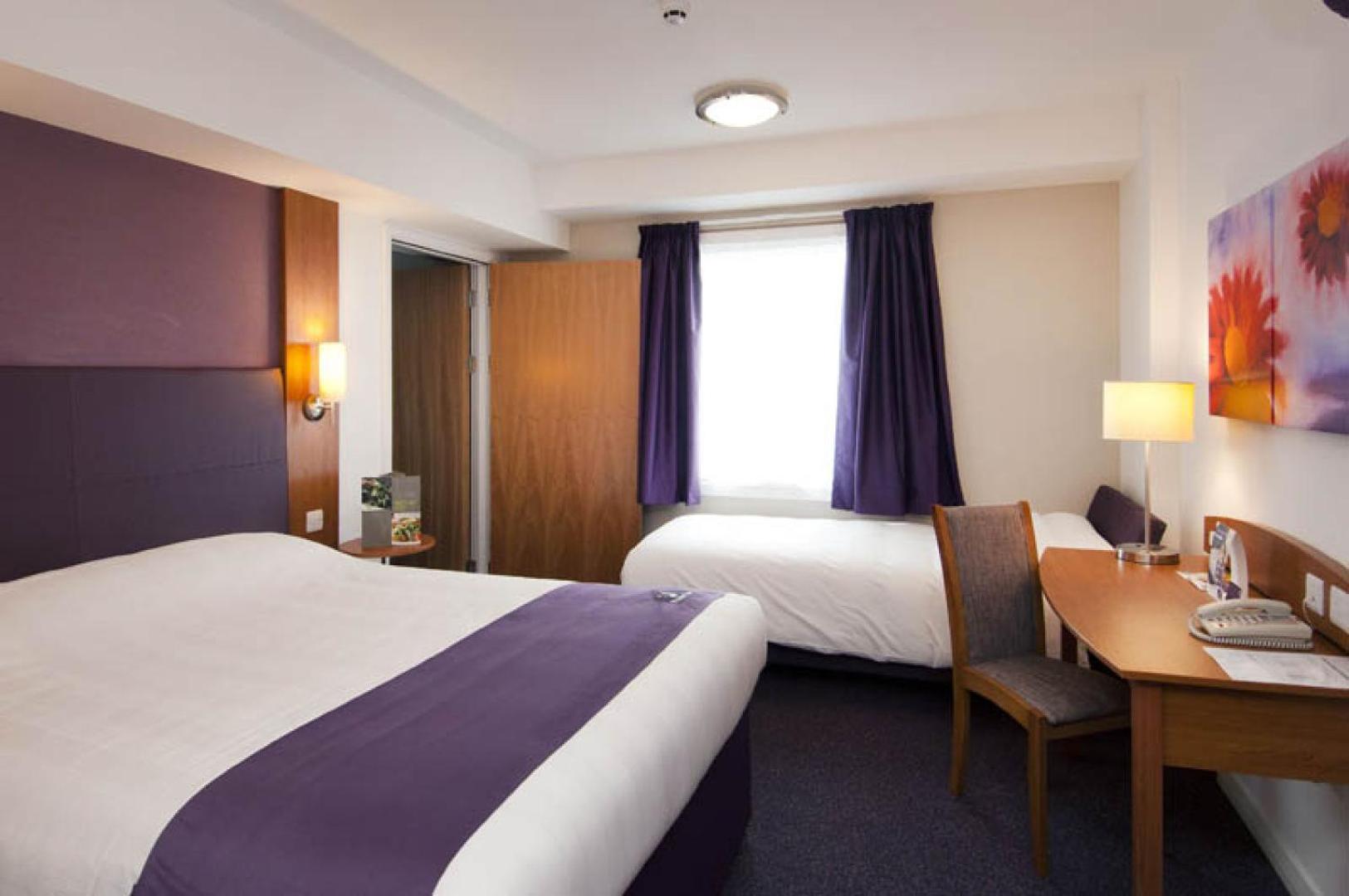 Premier Inn London Heathrow Airport Bath Road