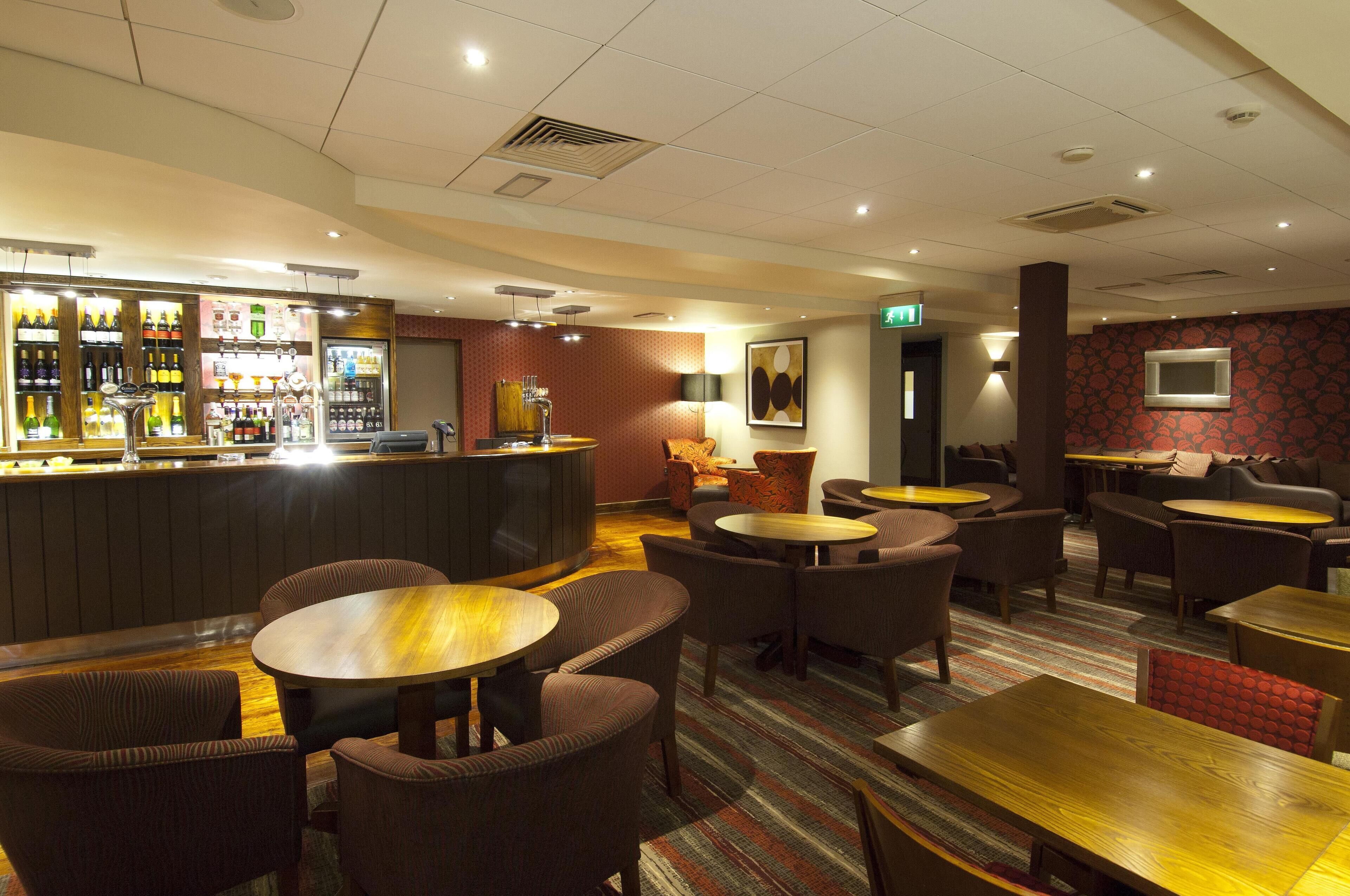 Premier Inn London Heathrow Airport Bath Road