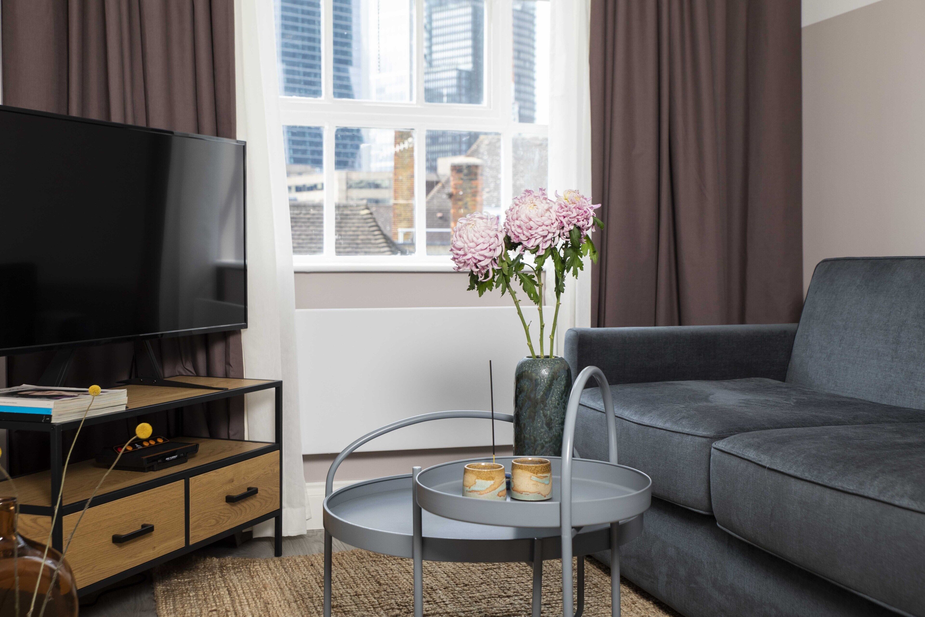 Aldgate Commercial House Apartments Aldgate Commercial House Apartments
