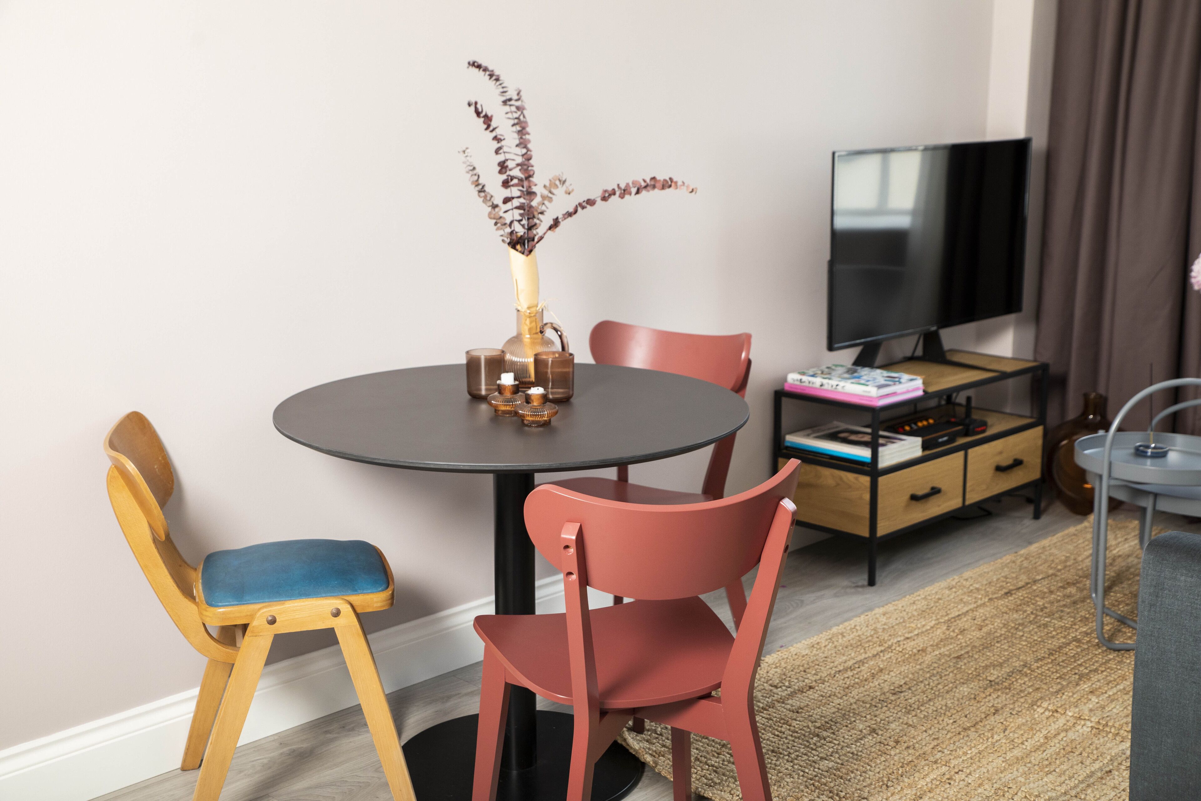 Aldgate Commercial House Apartments Aldgate Commercial House Apartments