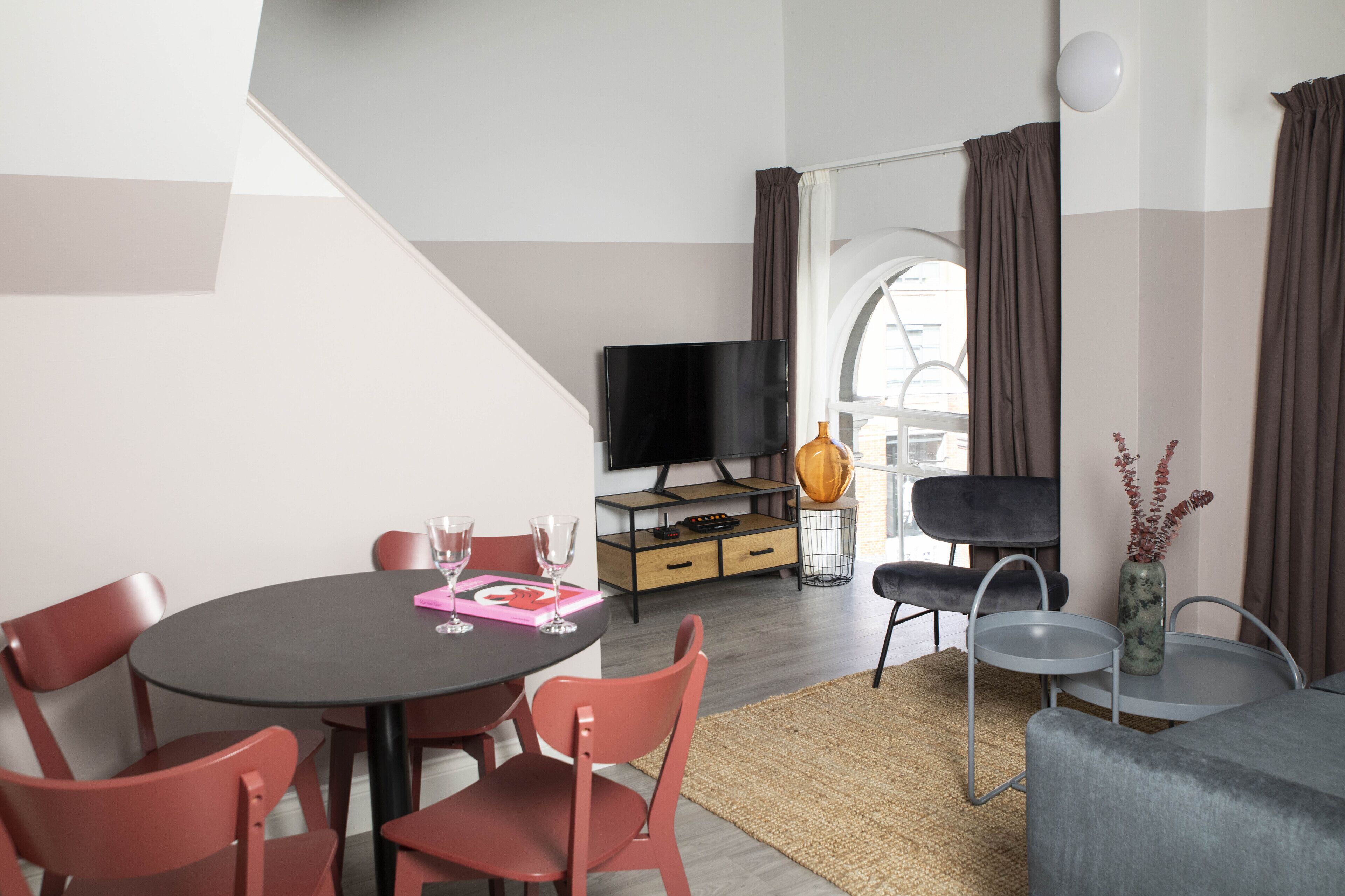 Aldgate Commercial House Apartments Aldgate Commercial House Apartments