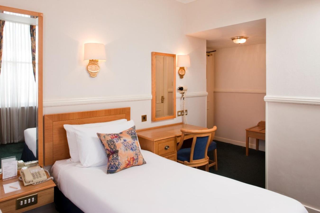 Berjaya Eden Park London Hotel Berjaya Eden Park London Hotel