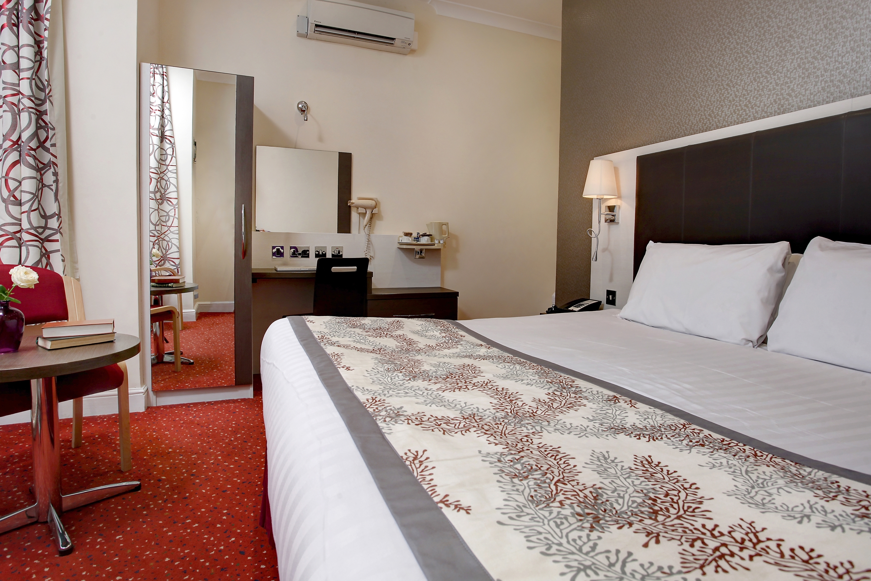 Best Western Chiswick Palace & Suites Best Western Chiswick Palace & Suites
