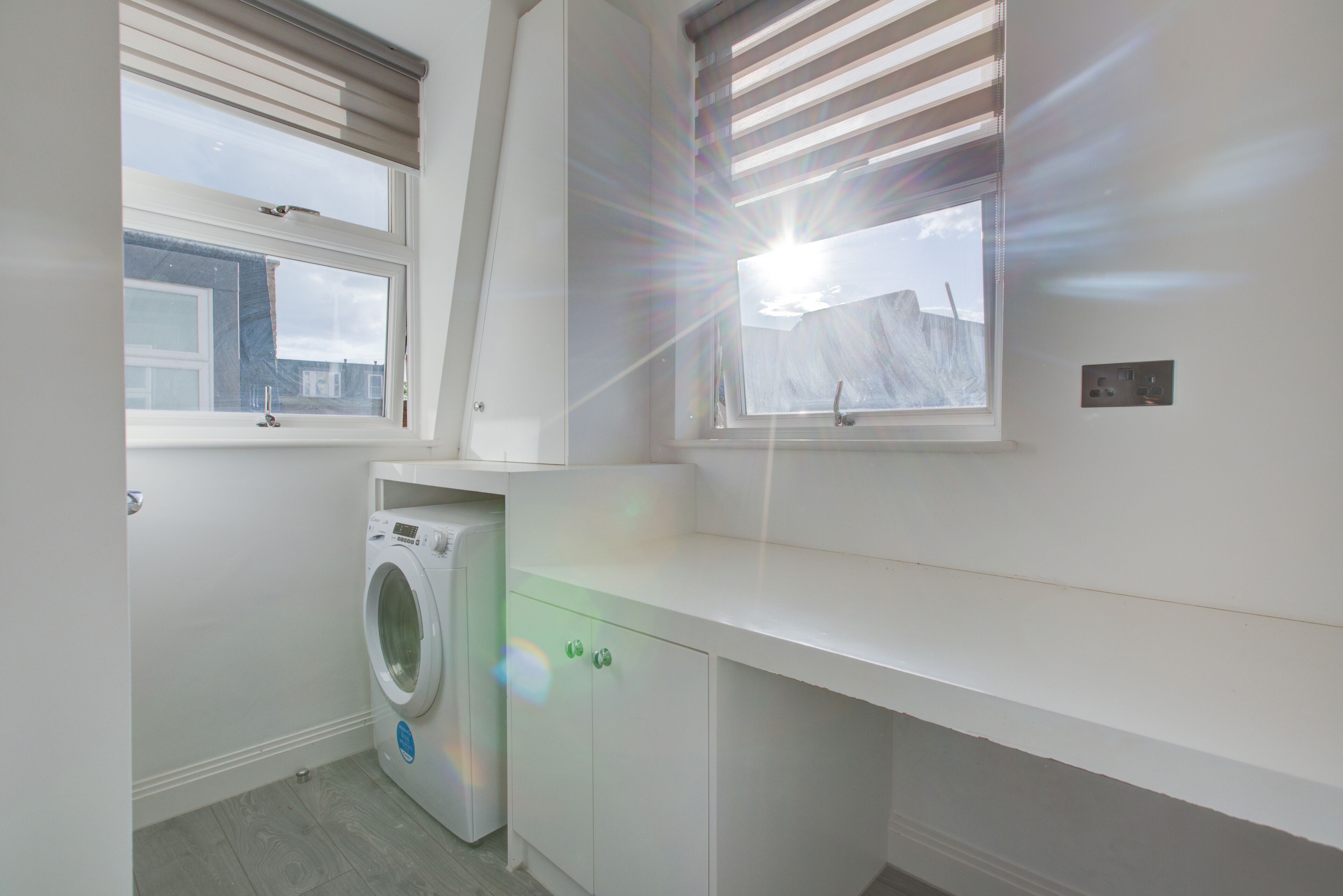 Hybrid Resi - Fulham Hybrid Resi - Fulham