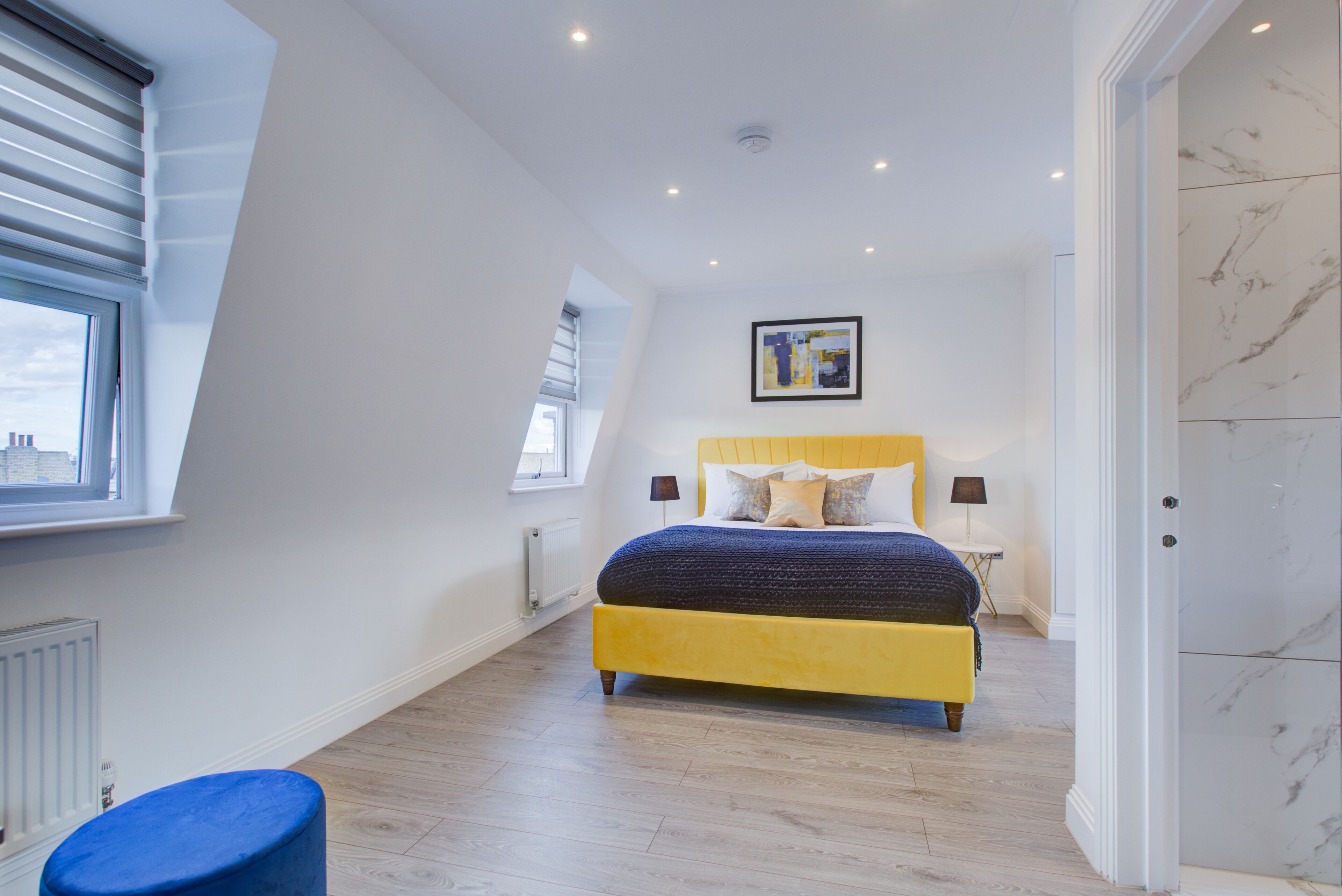 Hybrid Resi - Fulham Hybrid Resi - Fulham