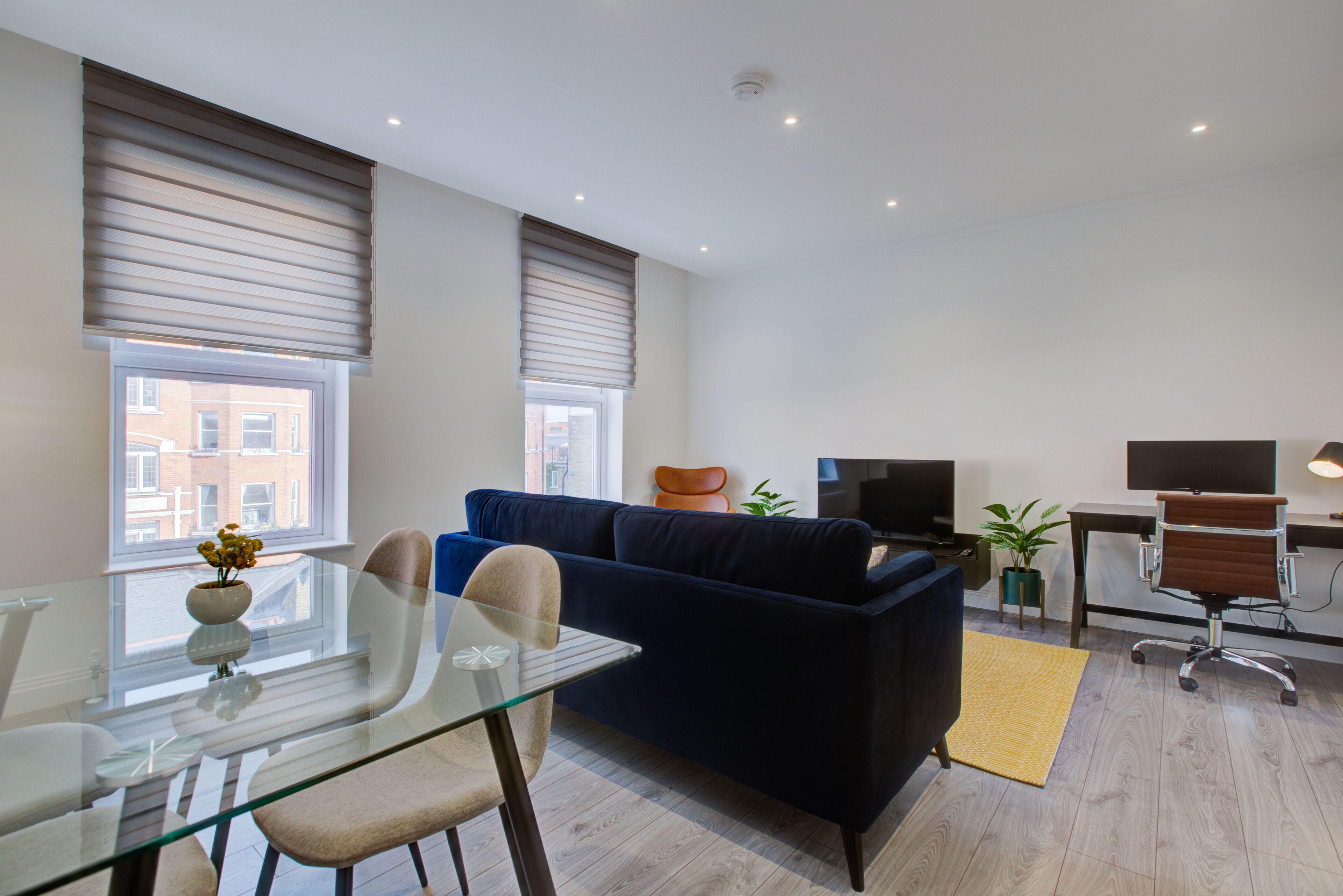 Hybrid Resi - Fulham Hybrid Resi - Fulham