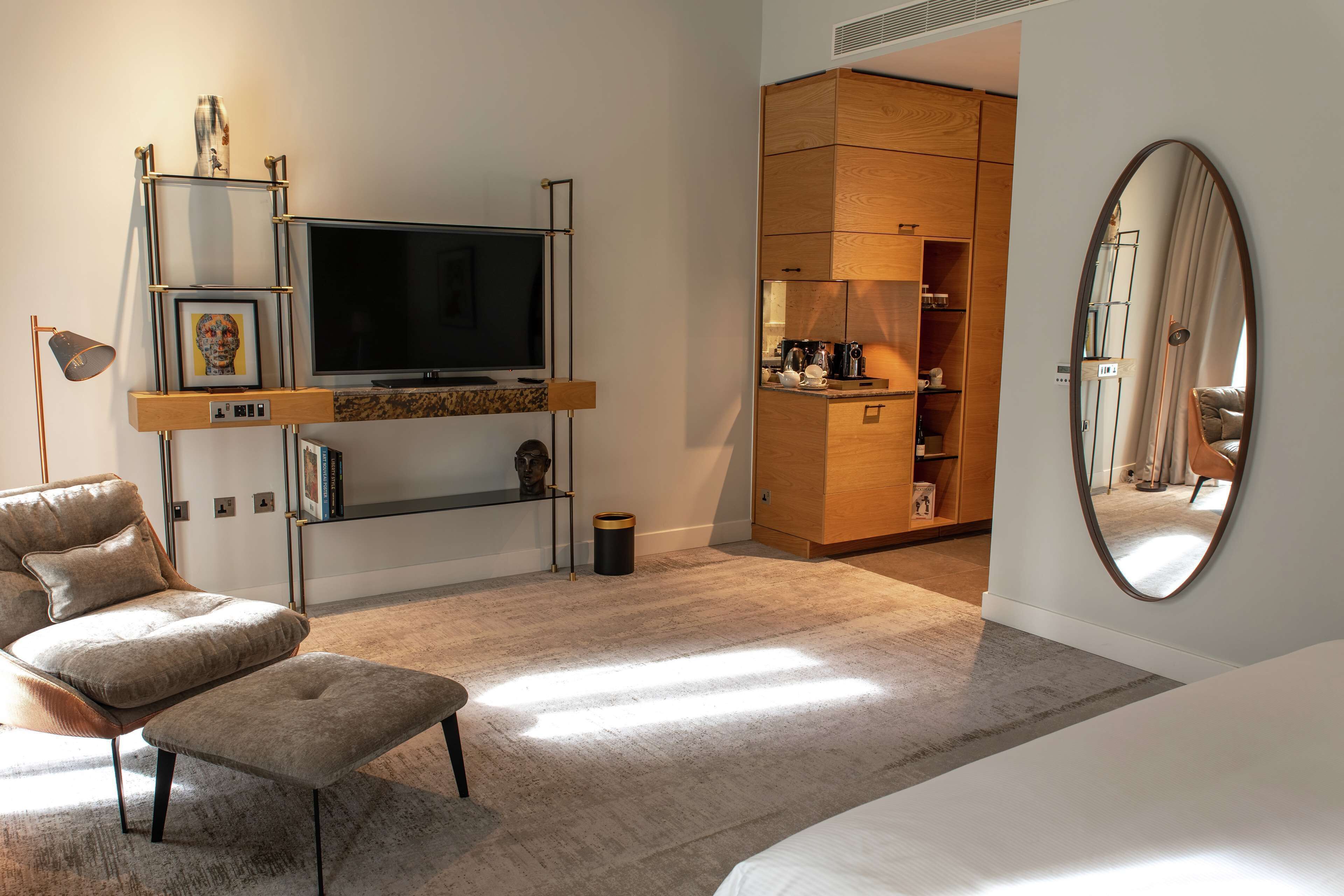 Lincoln Plaza London, Curio Collection by Hilton Lincoln Plaza London, Curio Collection by Hilton