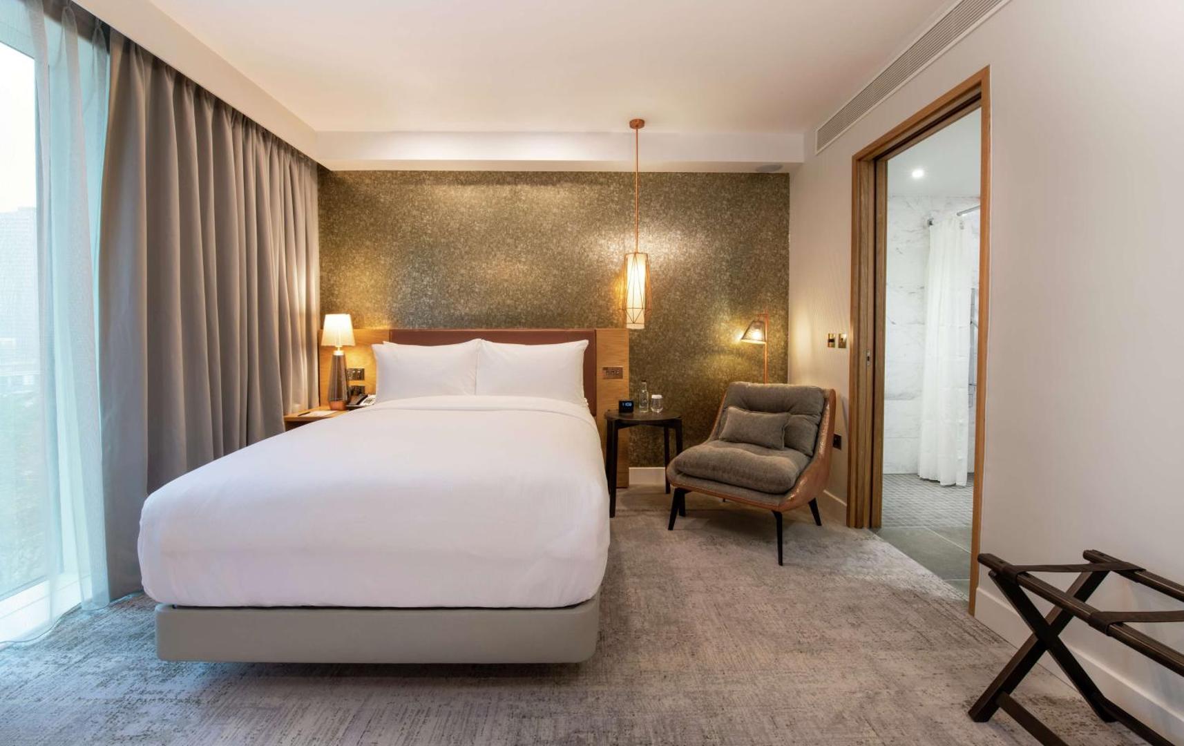 Lincoln Plaza London, Curio Collection by Hilton Lincoln Plaza London, Curio Collection by Hilton