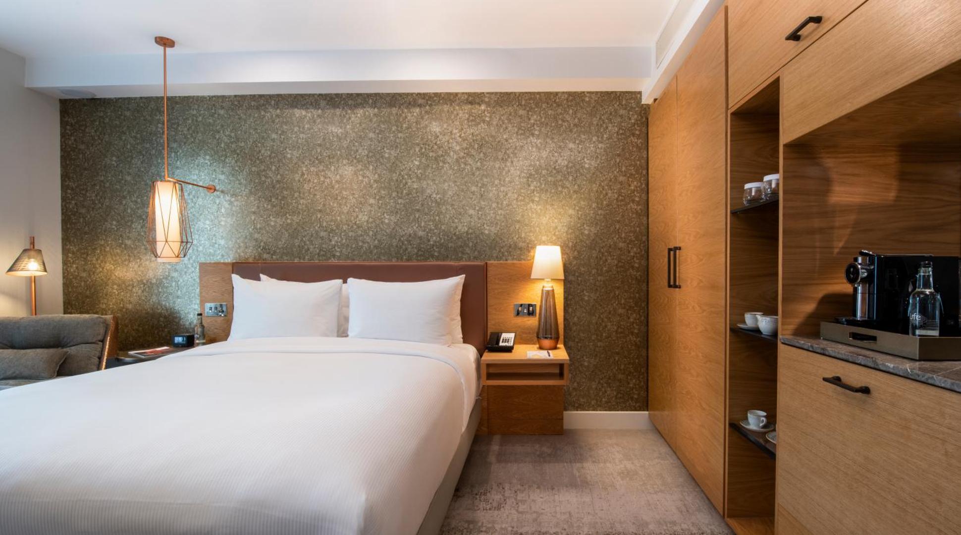 Lincoln Plaza London, Curio Collection by Hilton Lincoln Plaza London, Curio Collection by Hilton