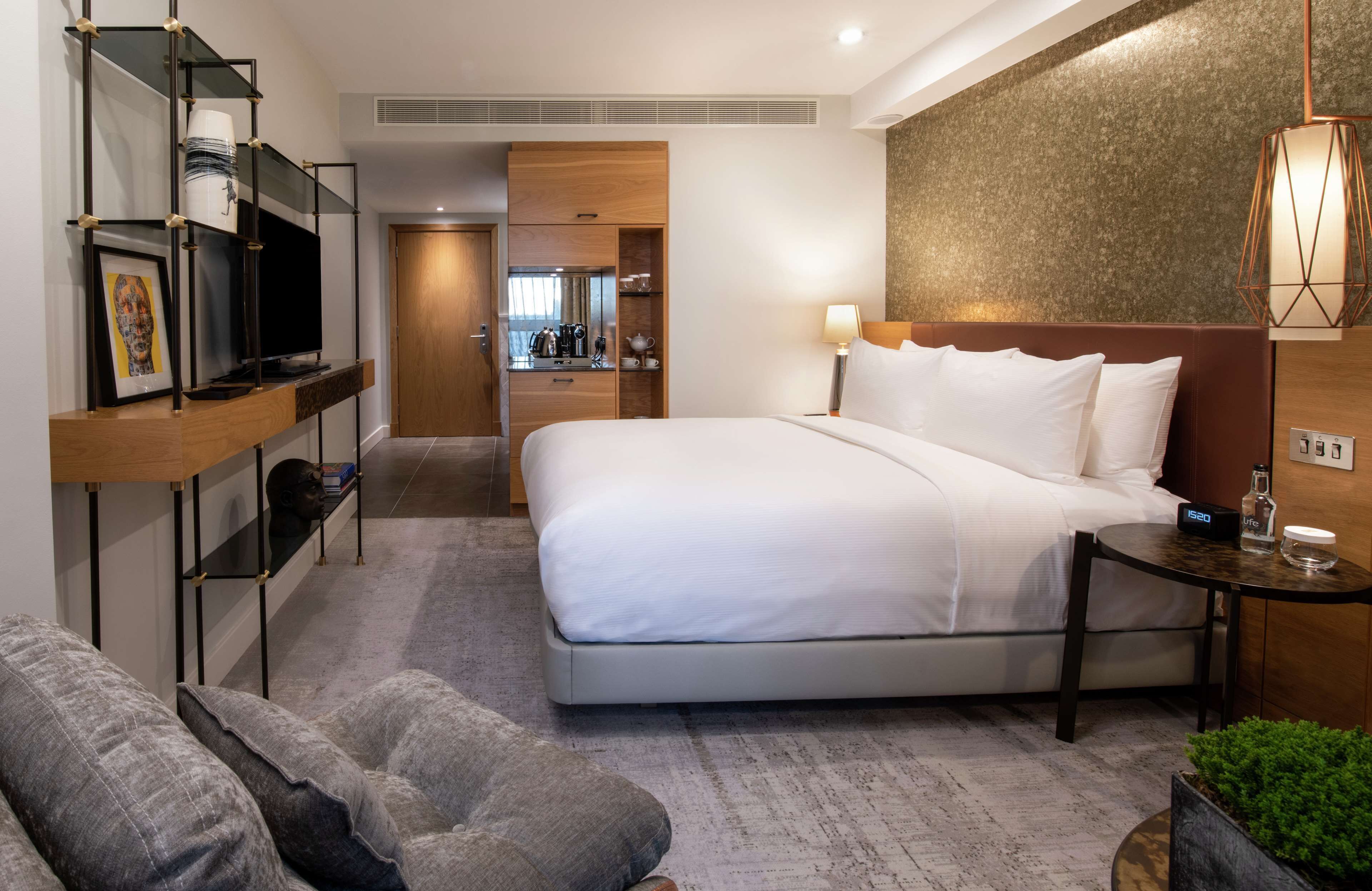 Lincoln Plaza London, Curio Collection by Hilton Lincoln Plaza London, Curio Collection by Hilton