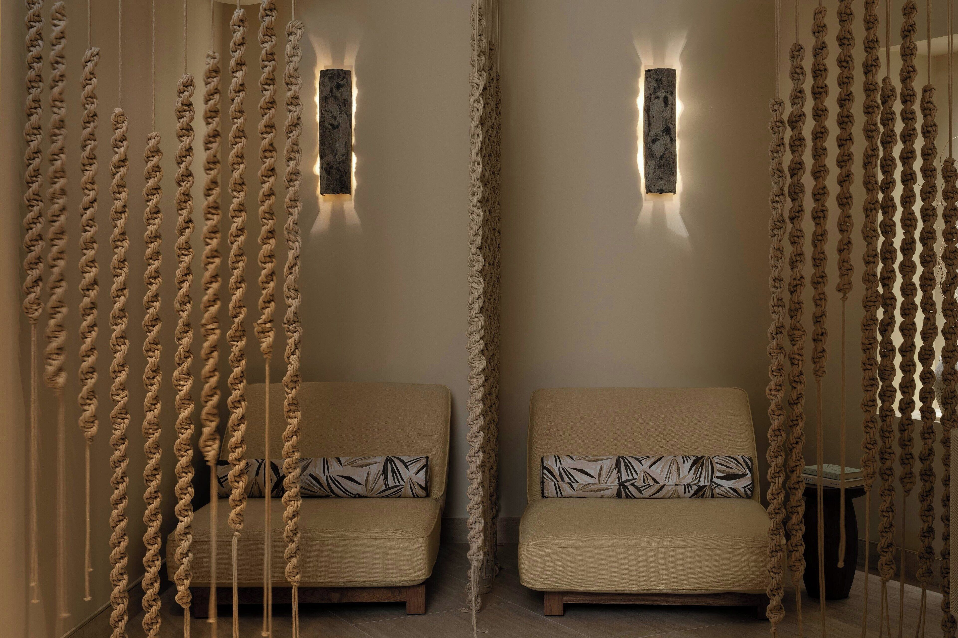 Montcalm Mayfair Autograph Collection Montcalm Mayfair Autograph Collection