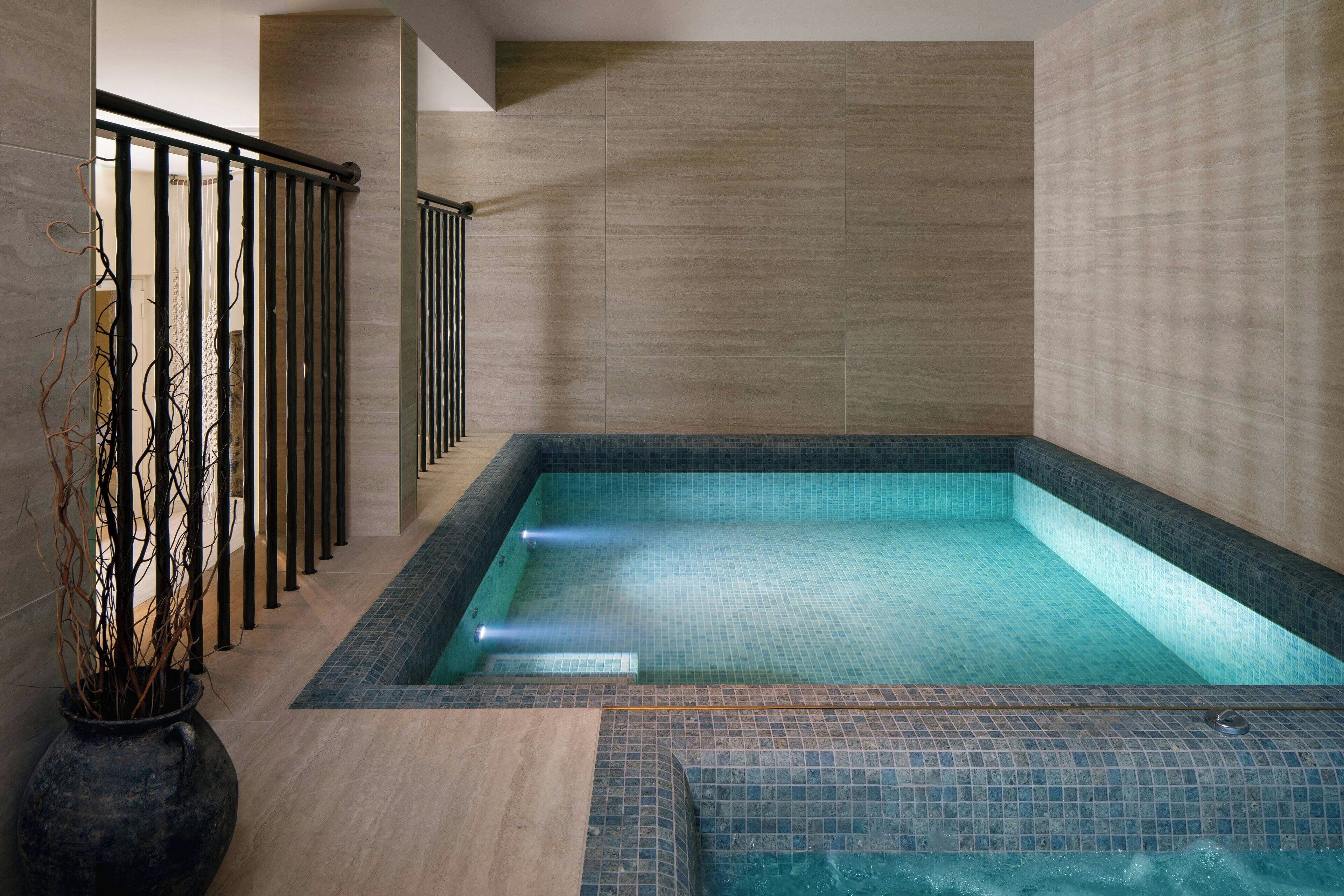 Montcalm Mayfair Autograph Collection Montcalm Mayfair Autograph Collection