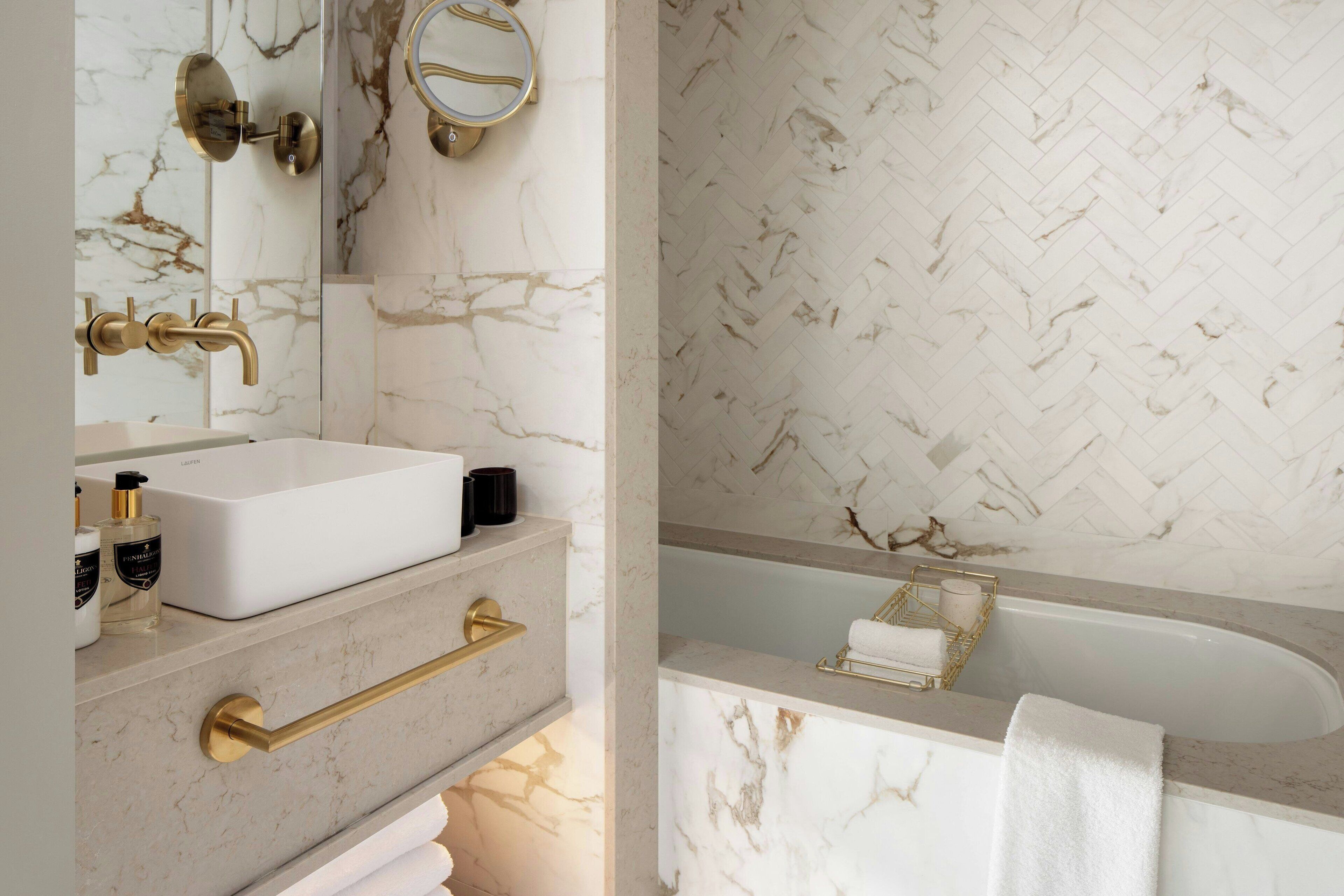 Montcalm Mayfair Autograph Collection Montcalm Mayfair Autograph Collection