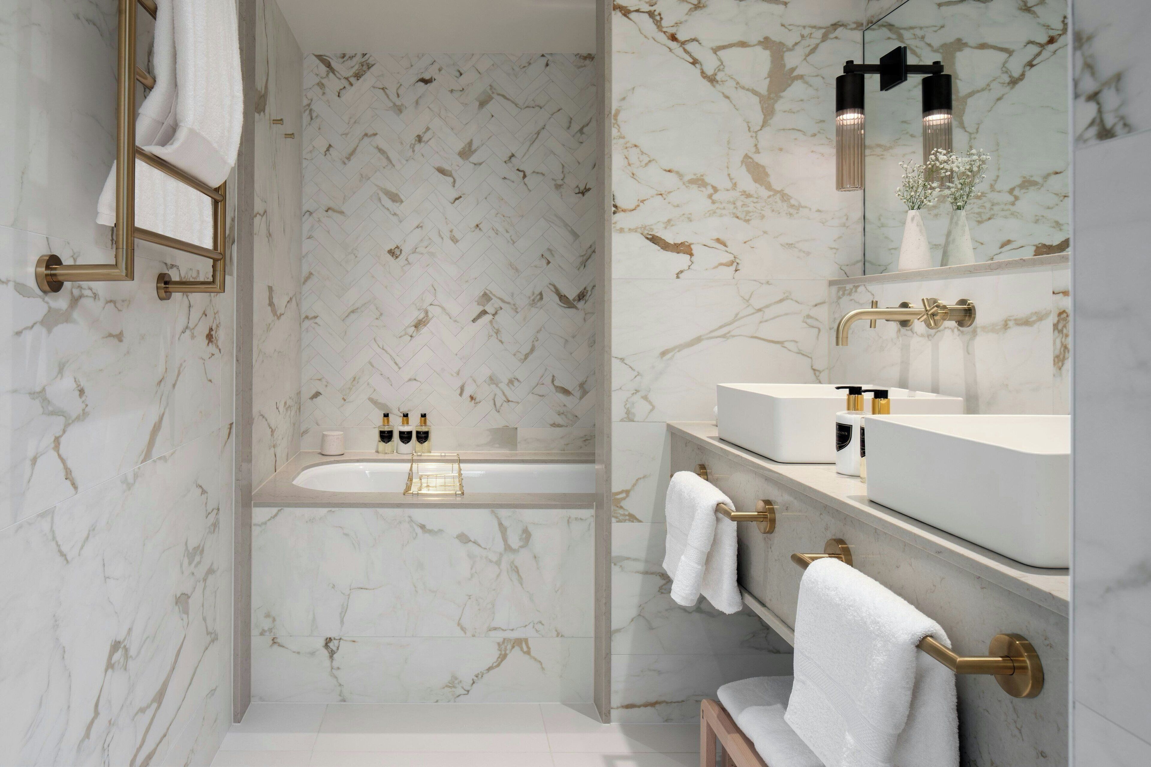 Montcalm Mayfair Autograph Collection Montcalm Mayfair Autograph Collection
