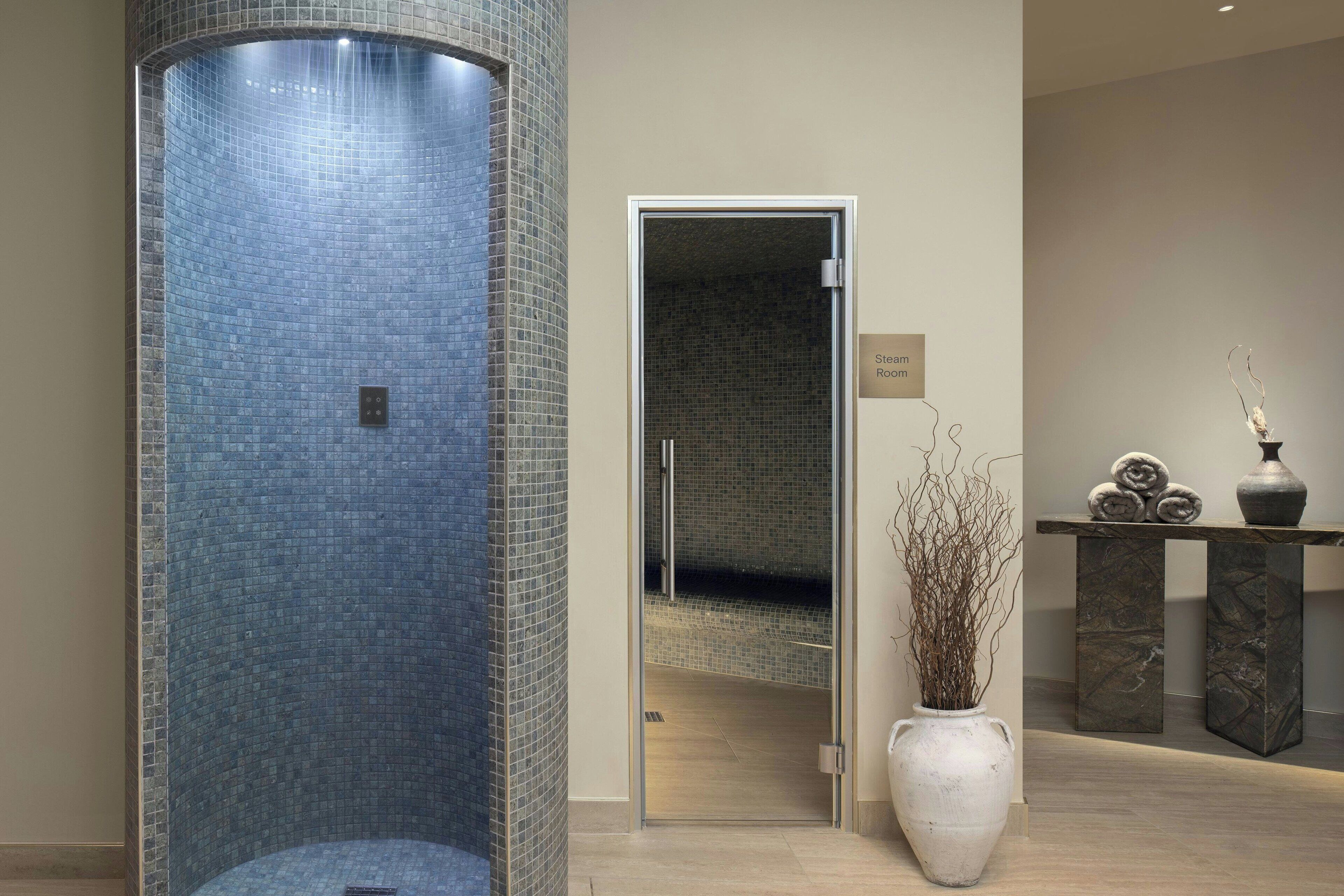 Montcalm Mayfair Autograph Collection Montcalm Mayfair Autograph Collection
