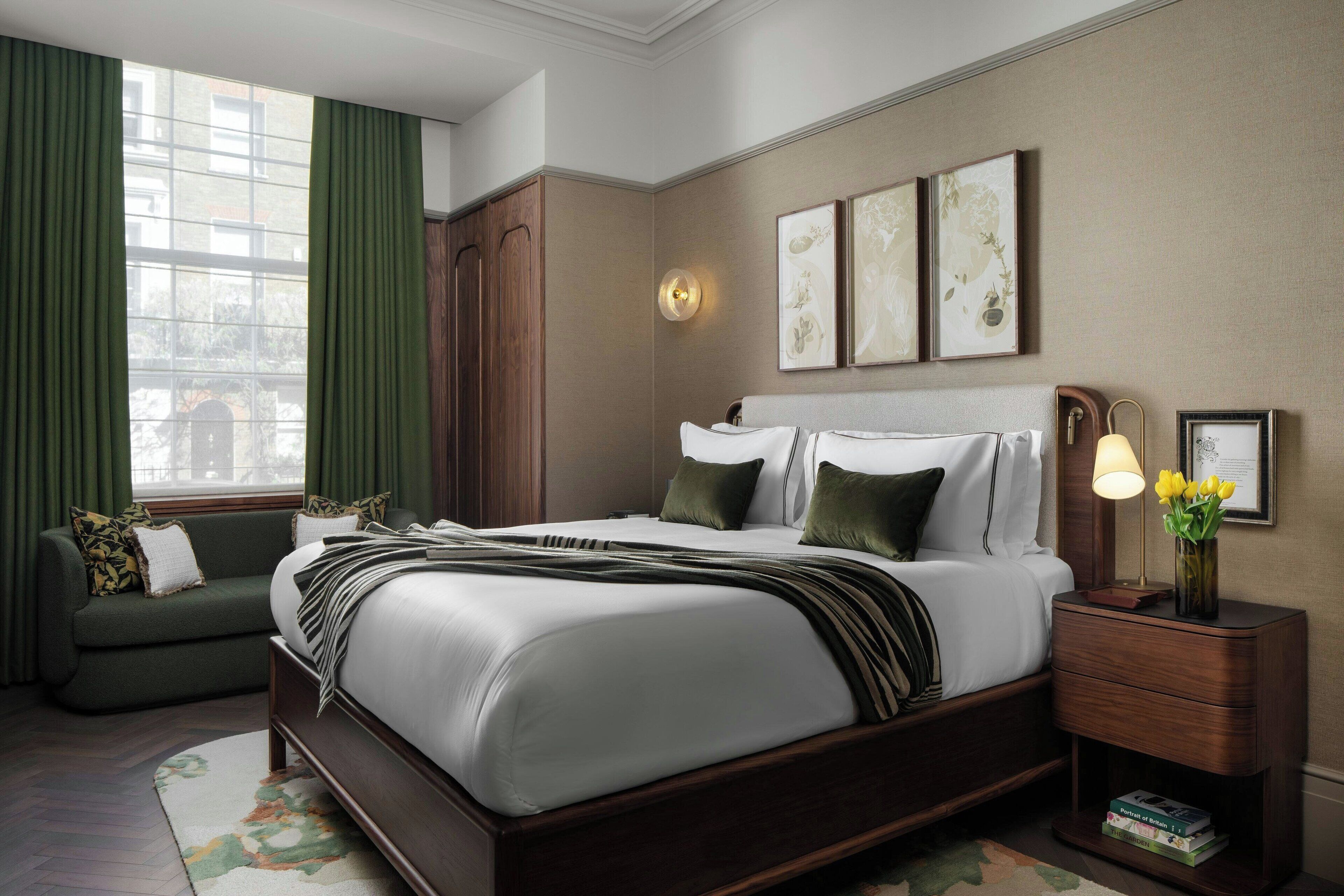 Montcalm Mayfair Autograph Collection Montcalm Mayfair Autograph Collection