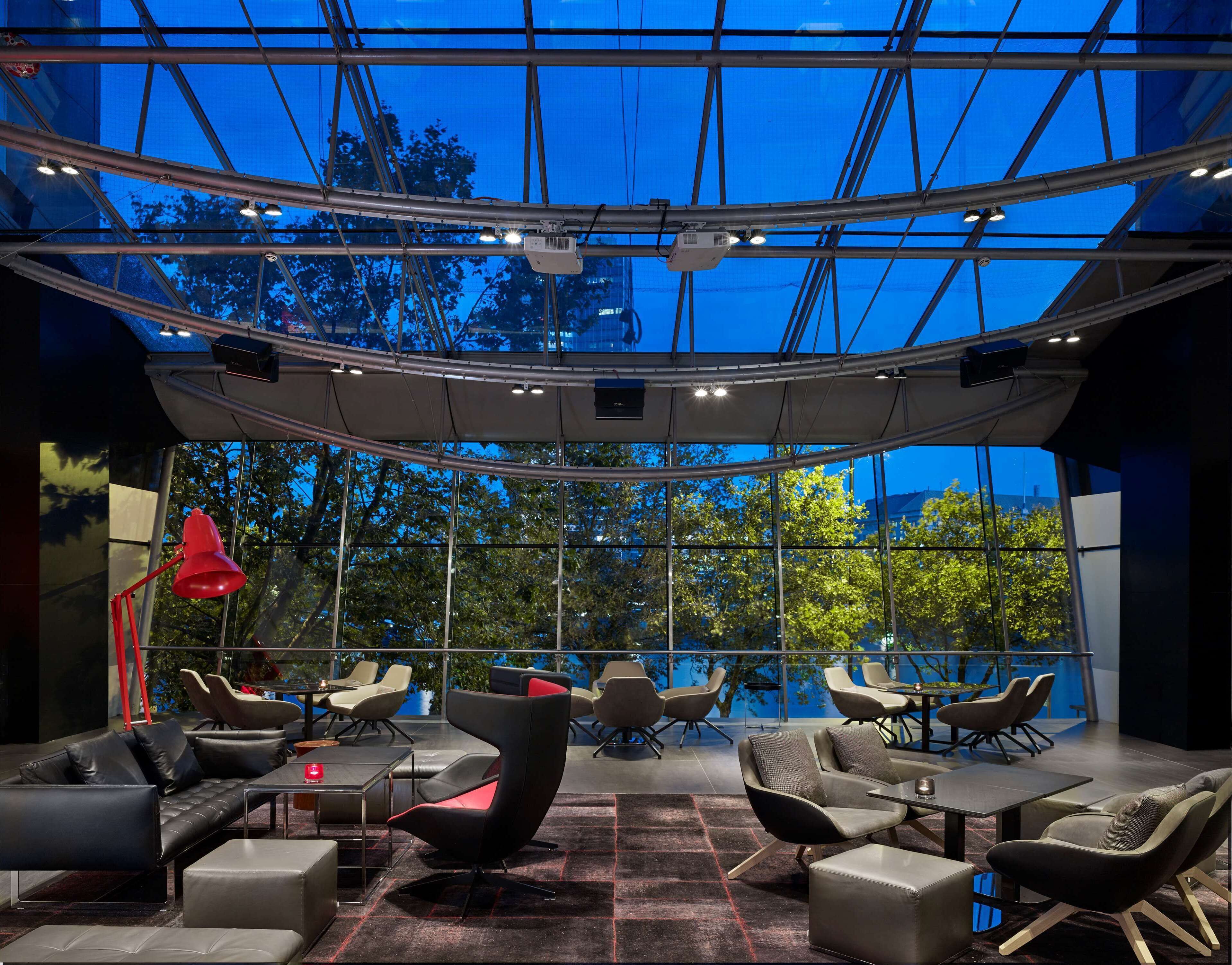 Park Plaza London Riverbank