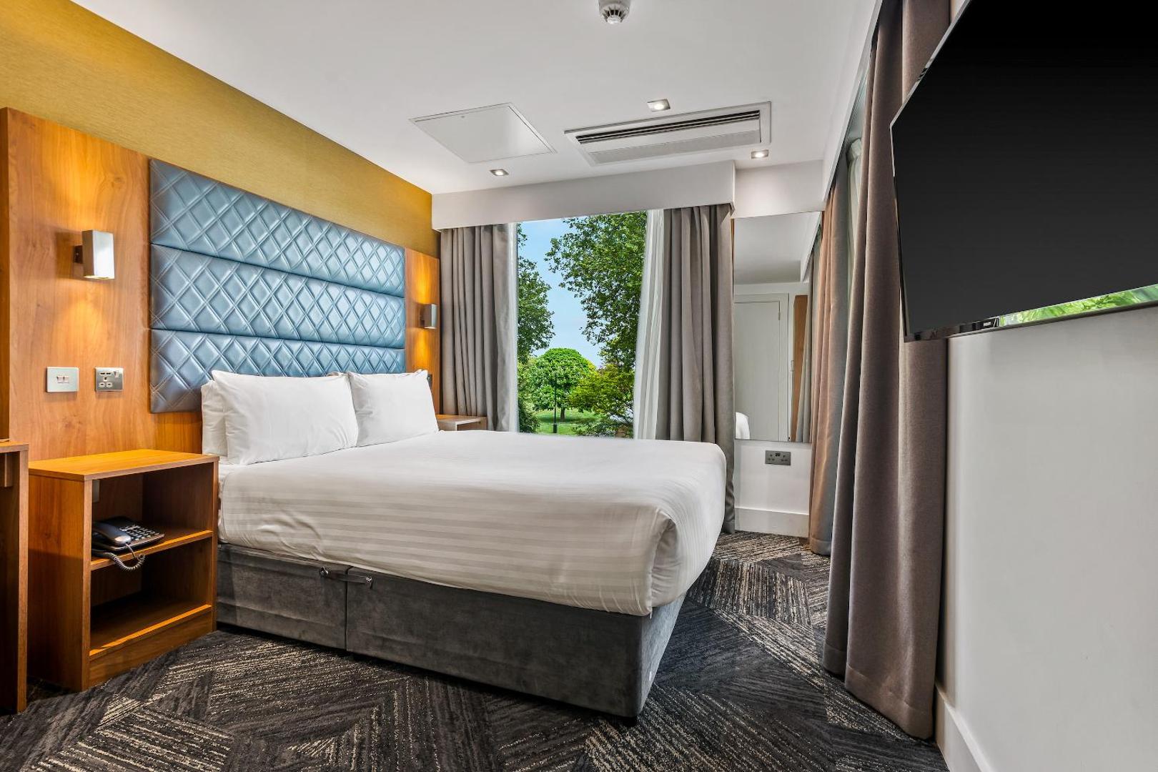 Roomzzz London Stratford Roomzzz London Stratford