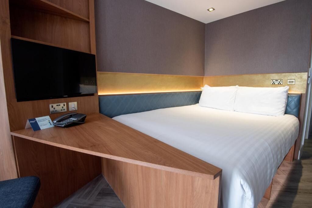 Roomzzz London Stratford Roomzzz London Stratford