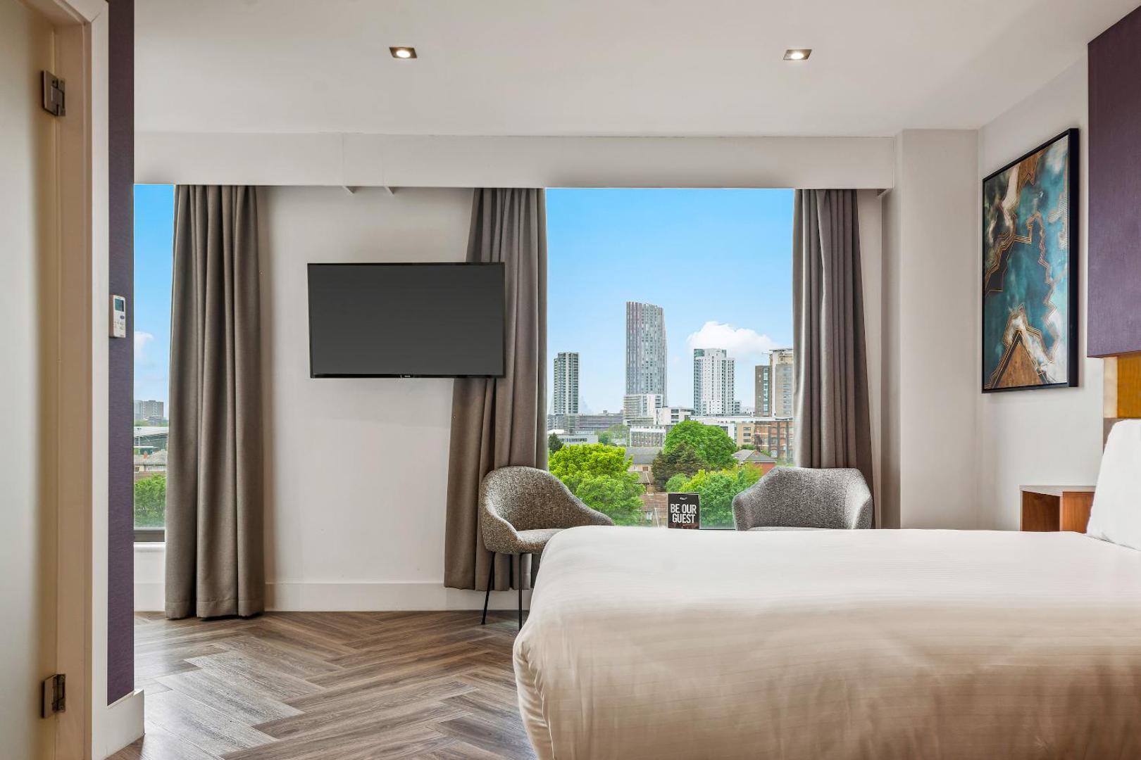 Roomzzz London Stratford Roomzzz London Stratford