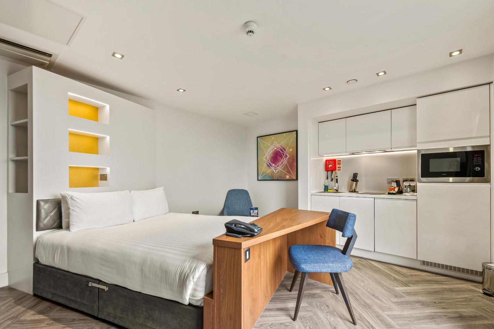 Roomzzz London Stratford Roomzzz London Stratford