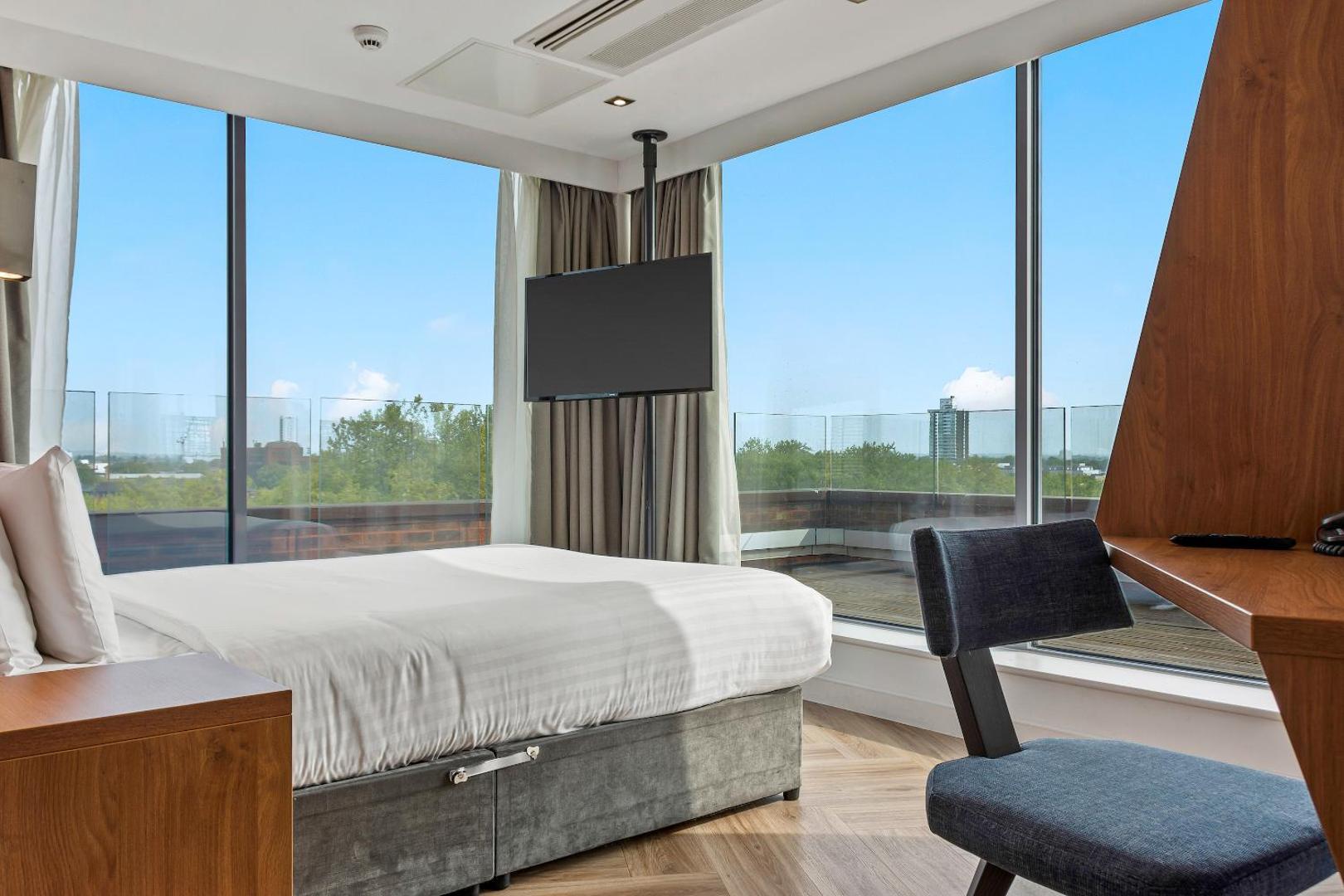 Roomzzz London Stratford Roomzzz London Stratford
