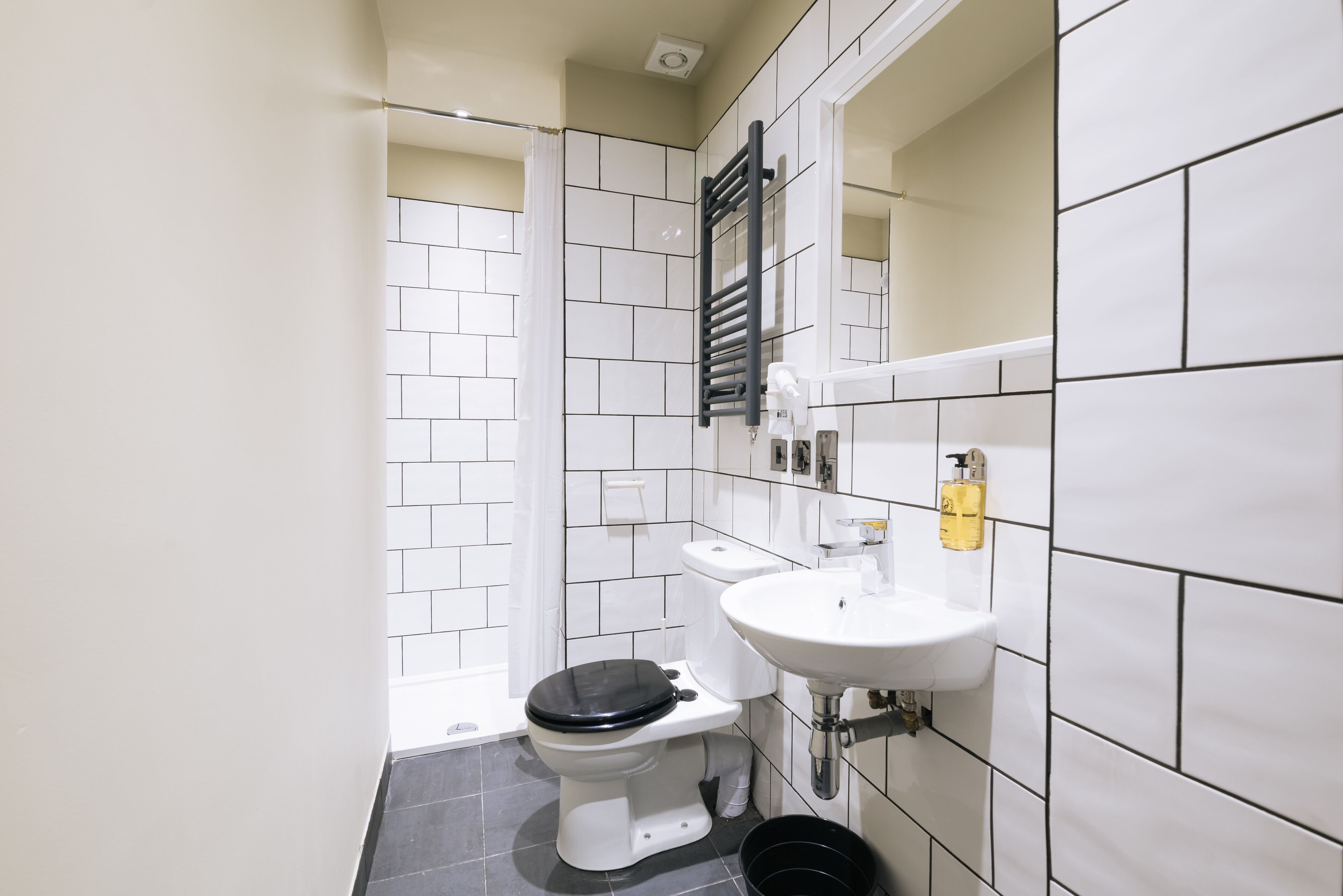 The Warwick by Aura Collection The Warwick by Aura Collection