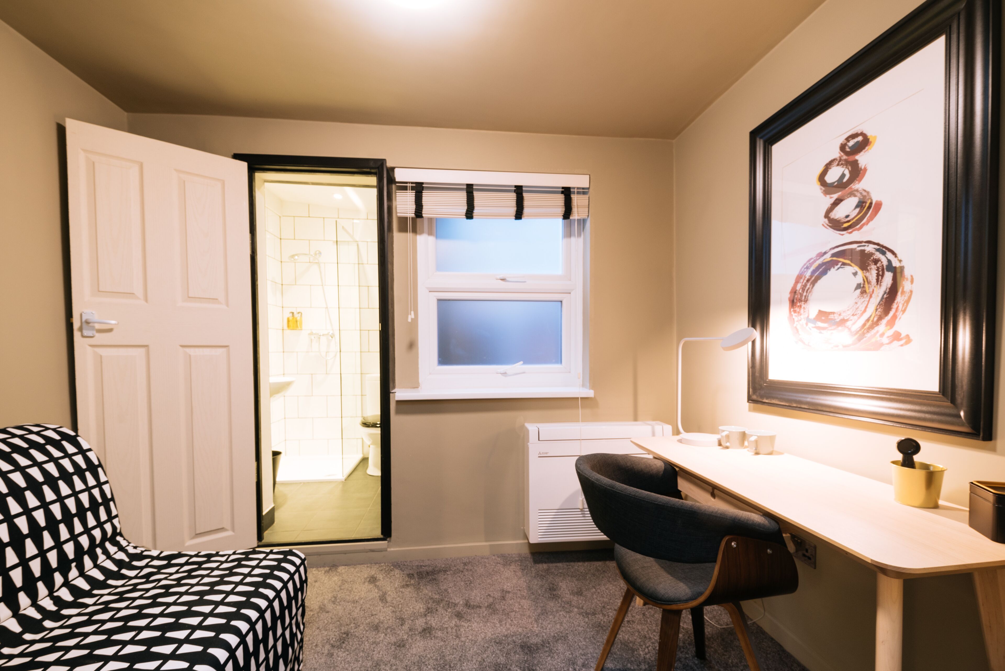 The Warwick by Aura Collection The Warwick by Aura Collection