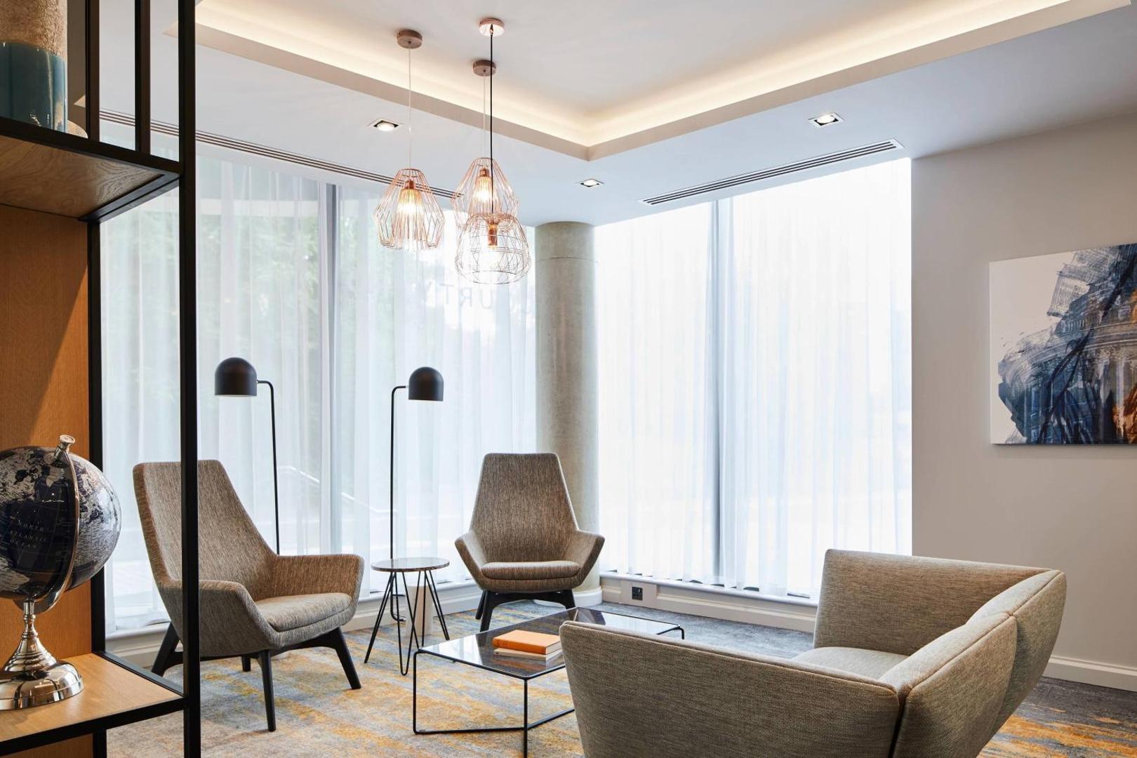 Courtyard Oxford City Centre